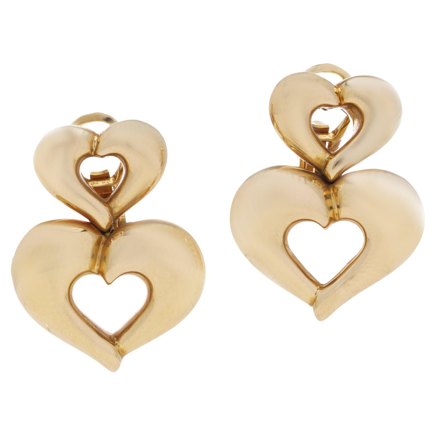 Van Cleef & Arpels Herz-Ohrclips aus 18 Karat Gold im Angebot