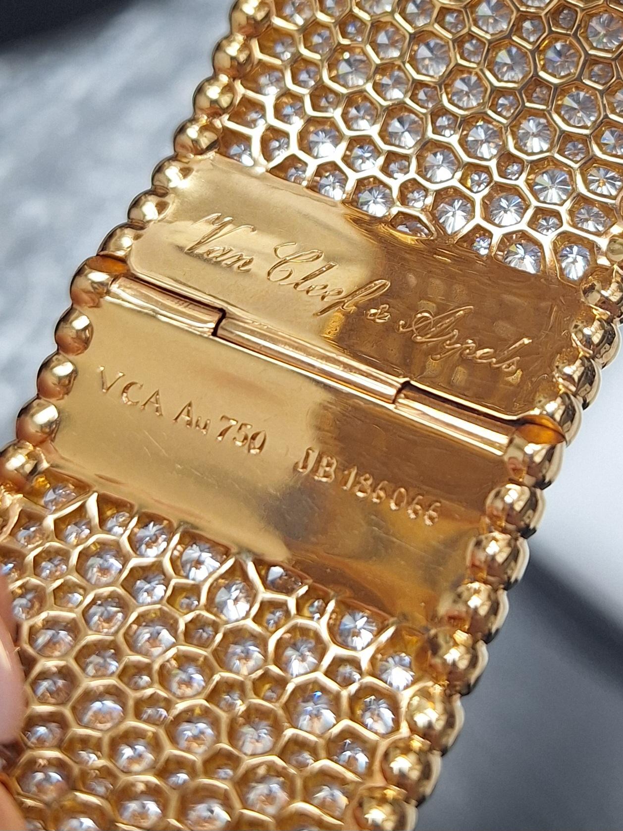 Van Cleef & Arpels Perlee-Armband aus 18 Karat Roségold mit Diamanten im Angebot 4