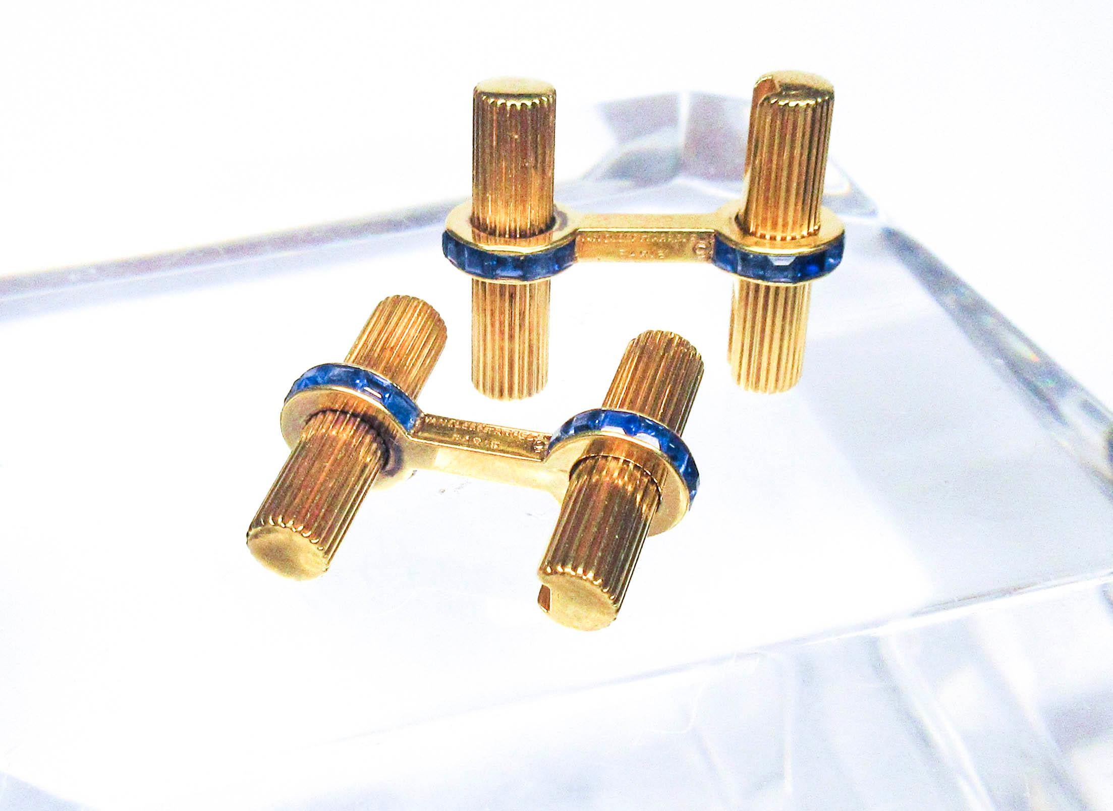 Van Cleef & Arpels 18 Karat Yellow Gold and Sapphire Cuff Links In Excellent Condition In Los Angeles, CA