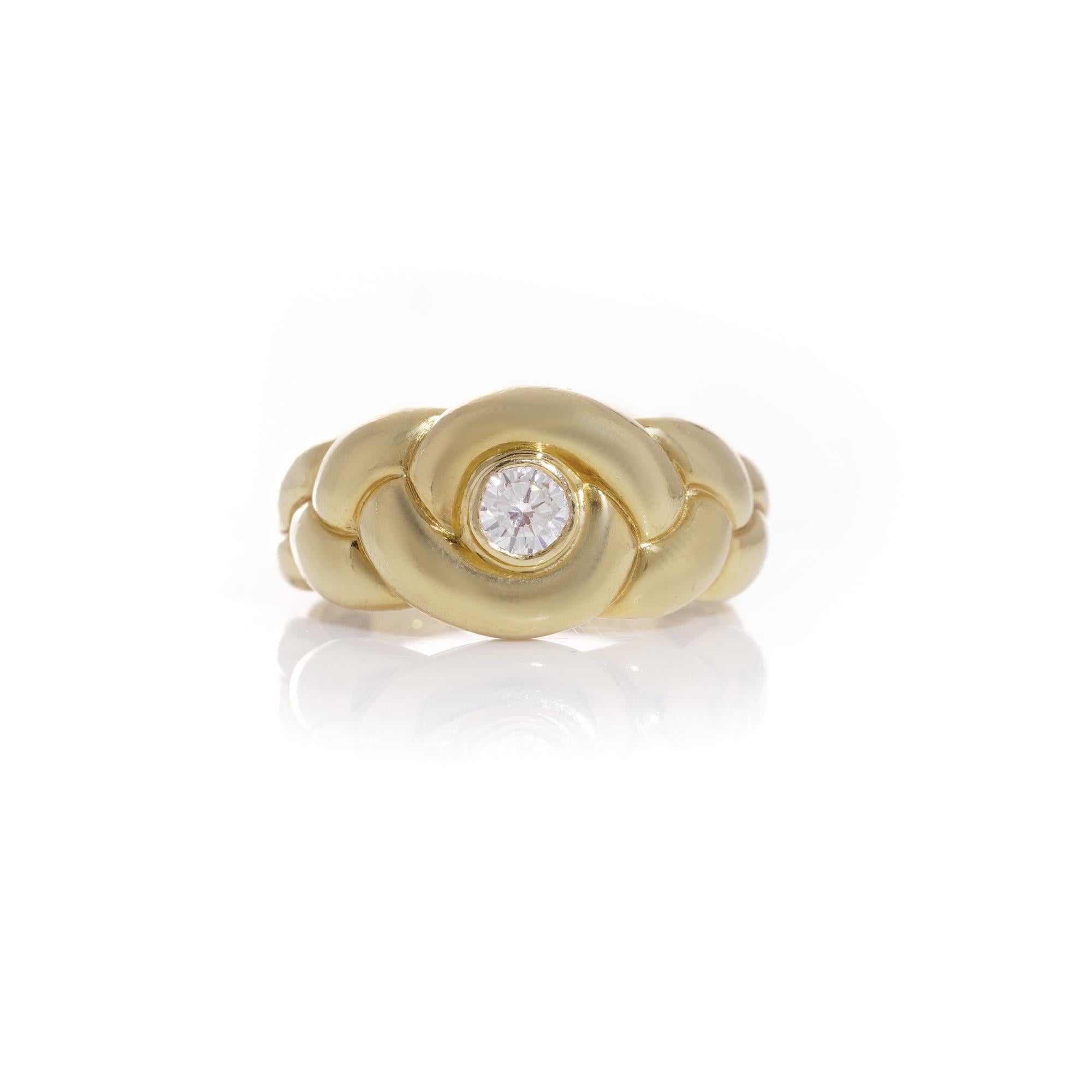 Van Cleef & Arpels 18kt. yellow gold braid design ring For Sale 2