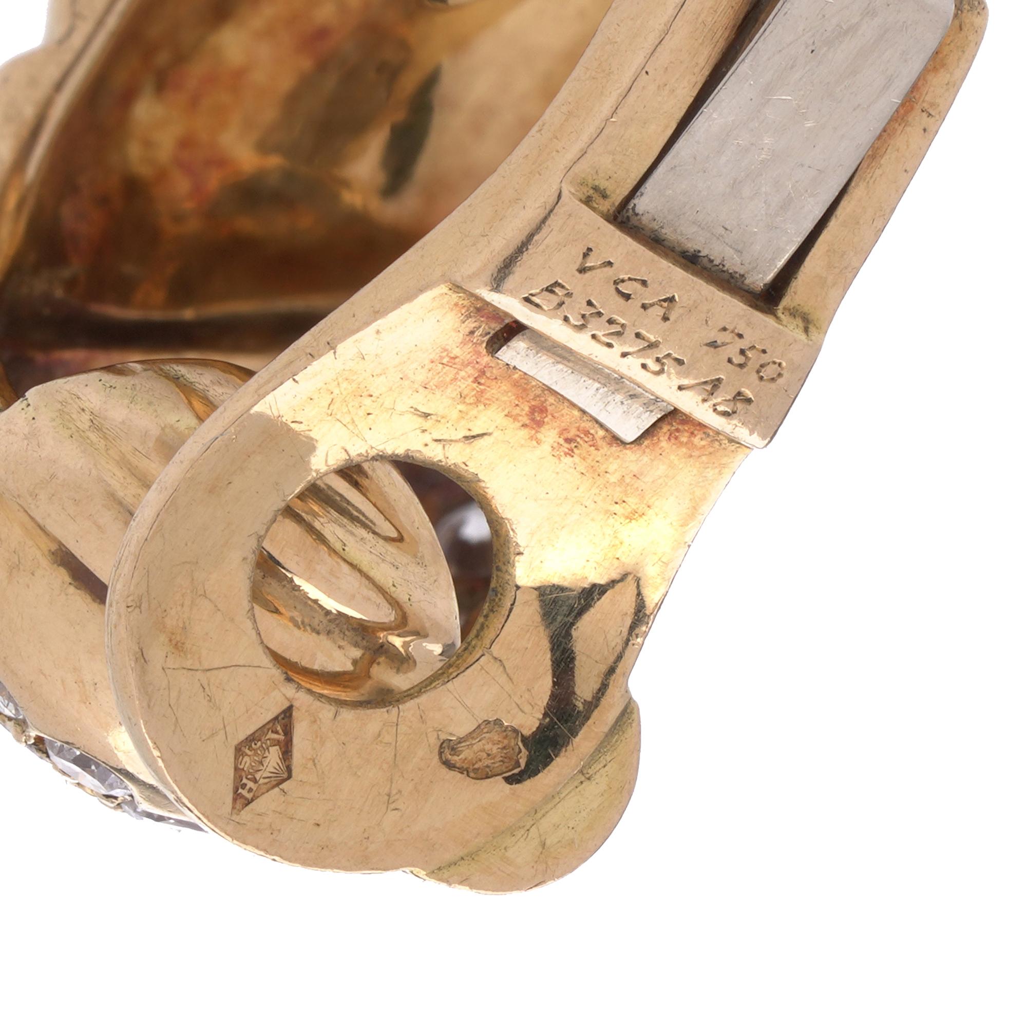 Van Cleef & Arpels - Orecchini a clip con diamanti in oro giallo 18kt, anni '70-'80 in vendita 2