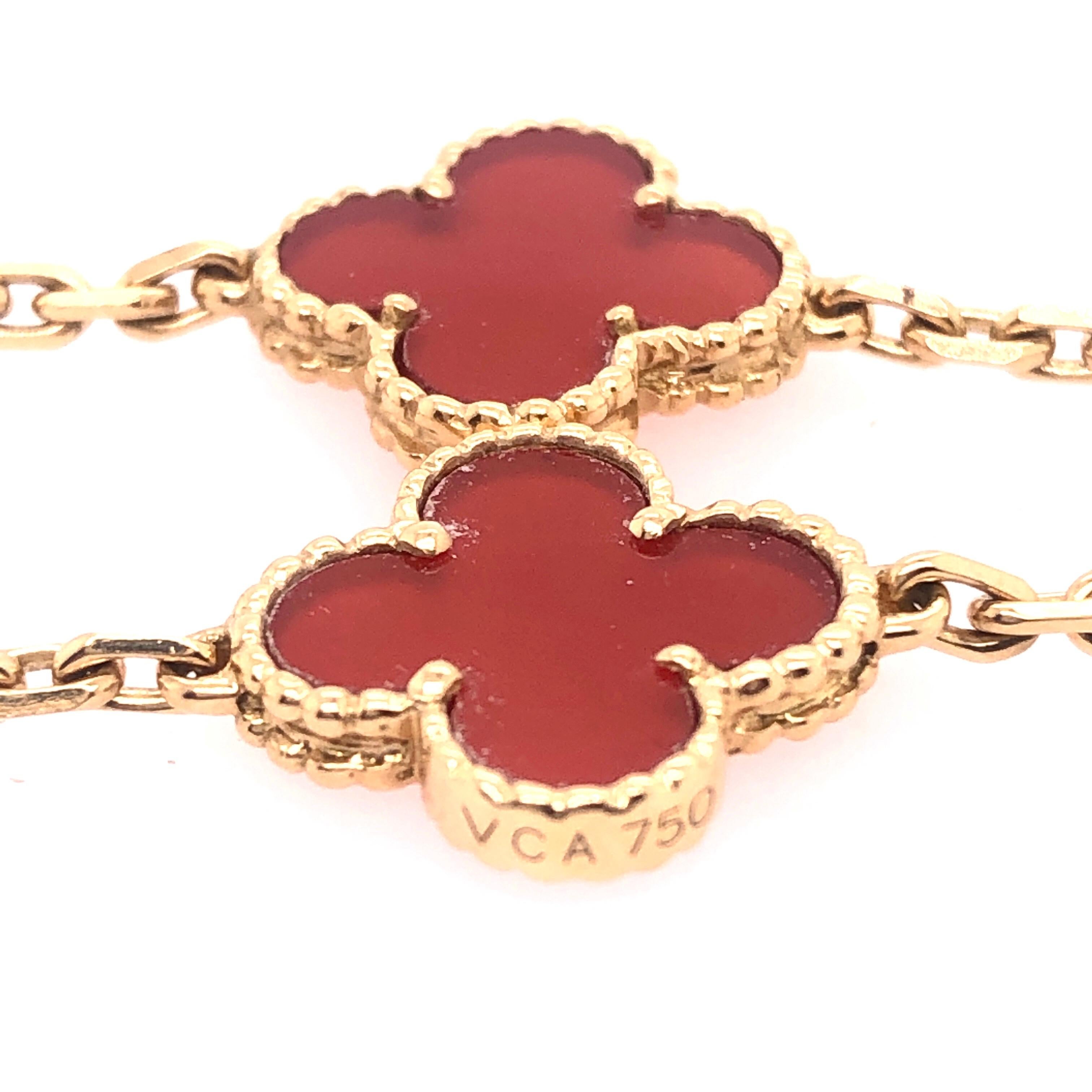 Van Cleef & Arpels 18 Karat Gold Vintage Alhambra Carnelian 10 Motif Necklace In Good Condition In Stamford, CT