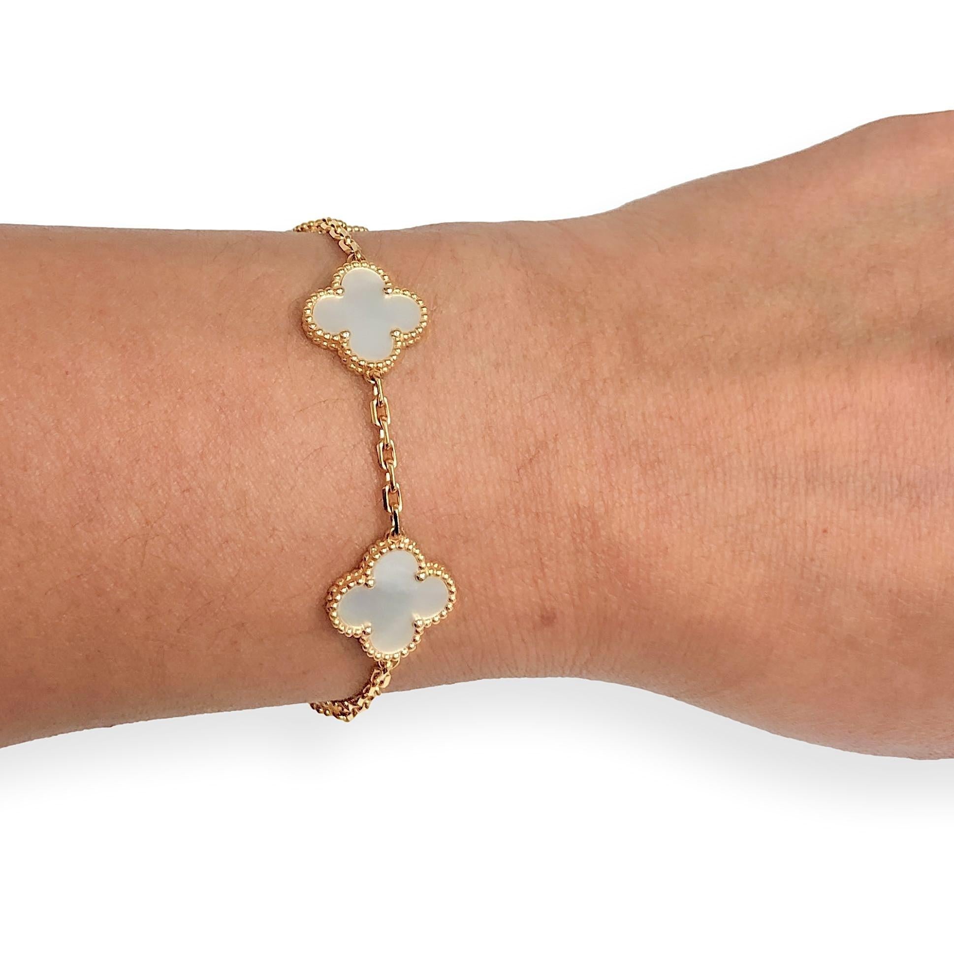 Van Cleef & Arpels Bracelet Alhambra 18 carats vintage à 5 motifs MOP, 7