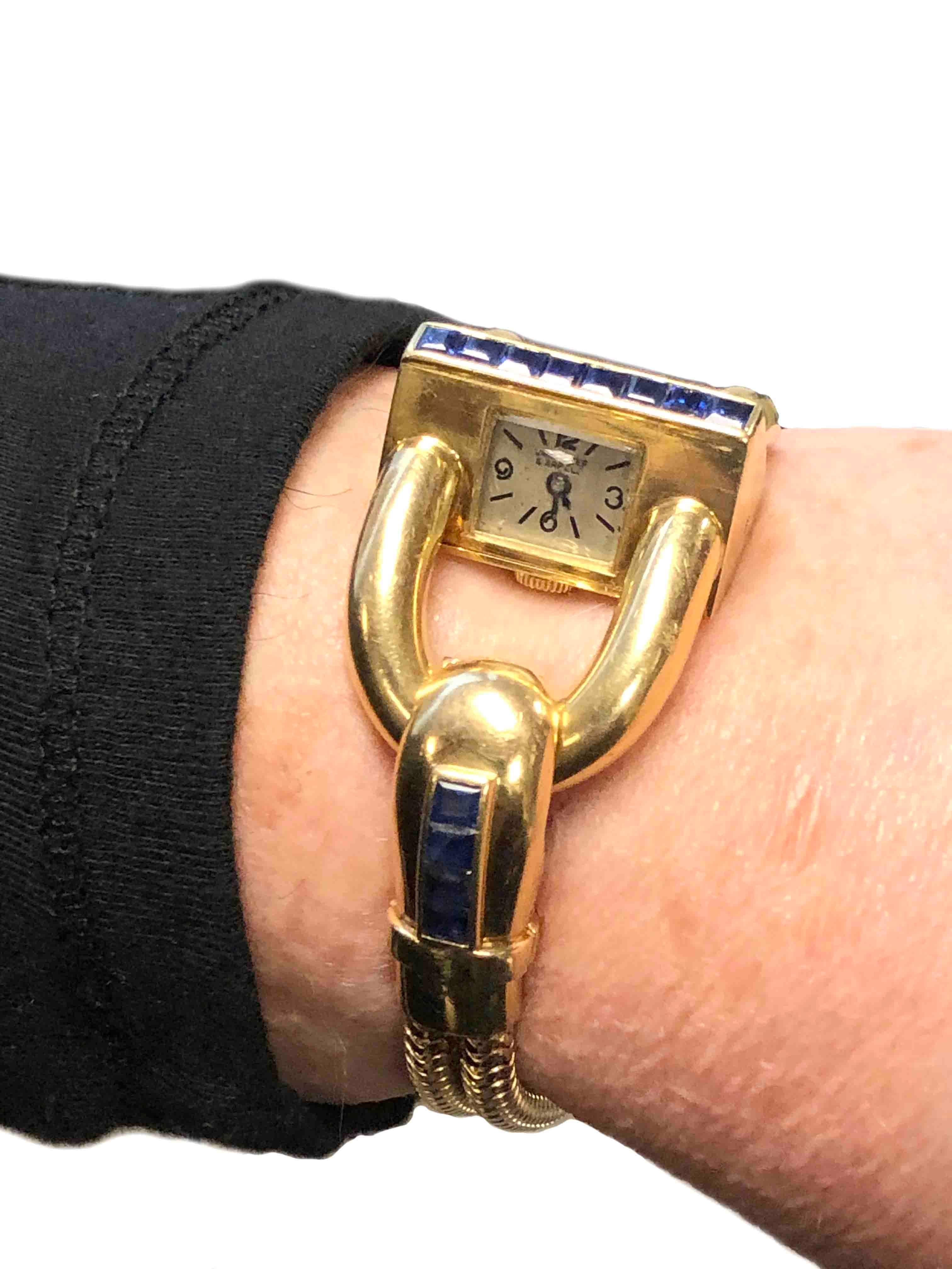 Van Cleef & Arpels 1940s Cadenas Gold and Sapphire Ladies Wristwatch In Excellent Condition In Chicago, IL