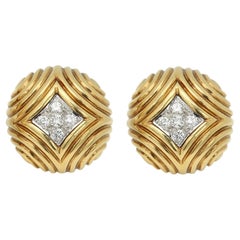Orecchini con diamanti Van Cleef & Arpels degli anni '40, con chiusura a clip in oro 18 carati