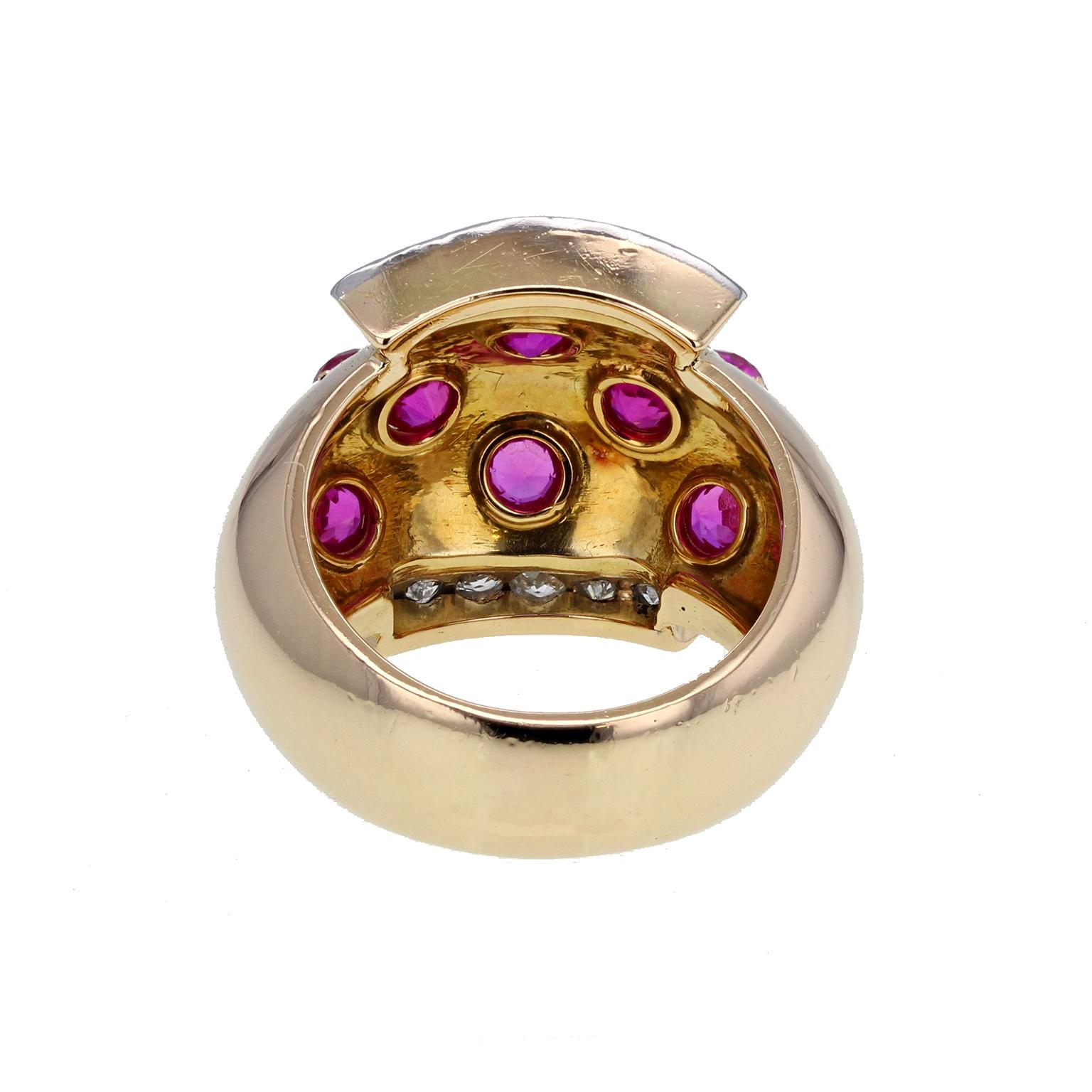Round Cut Van Cleef & Arpels 1940s Retro Ruby Diamond Gold Ring For Sale
