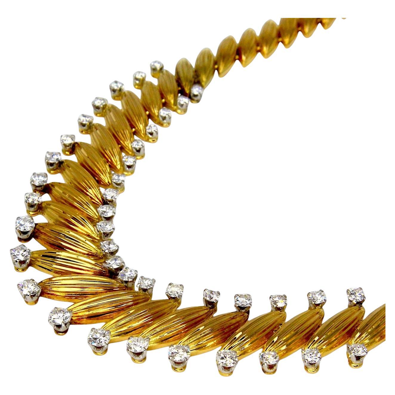 Collana con diamanti Van Cleef & Arpels 1954 in oro giallo 18 carati e platino In condizioni ottime in vendita a Chicago, IL