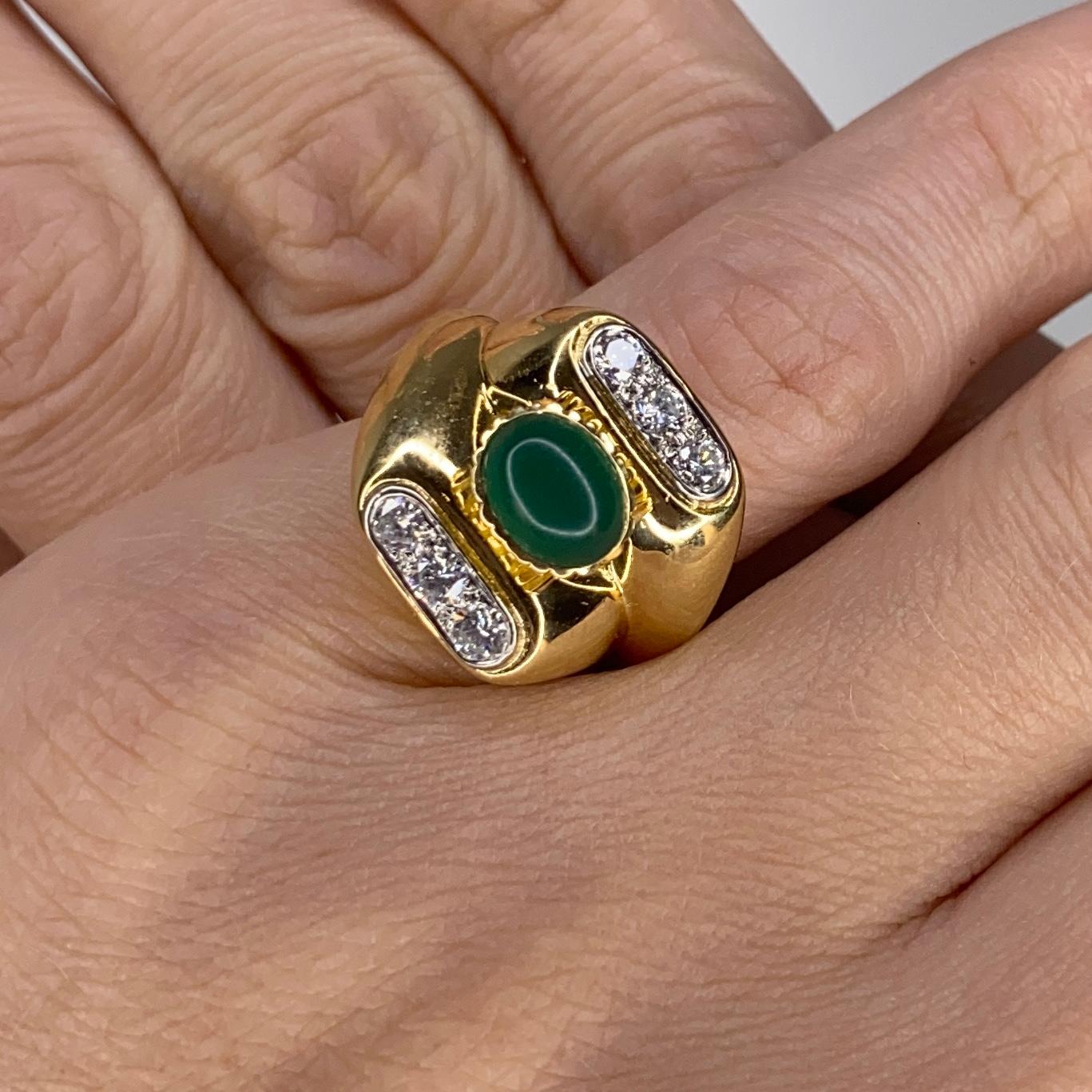 Van Cleef & Arpels 1960 Geometric Ring 18Kt Gold 2.68 Ctw Diamonds Chrysoprase For Sale 1