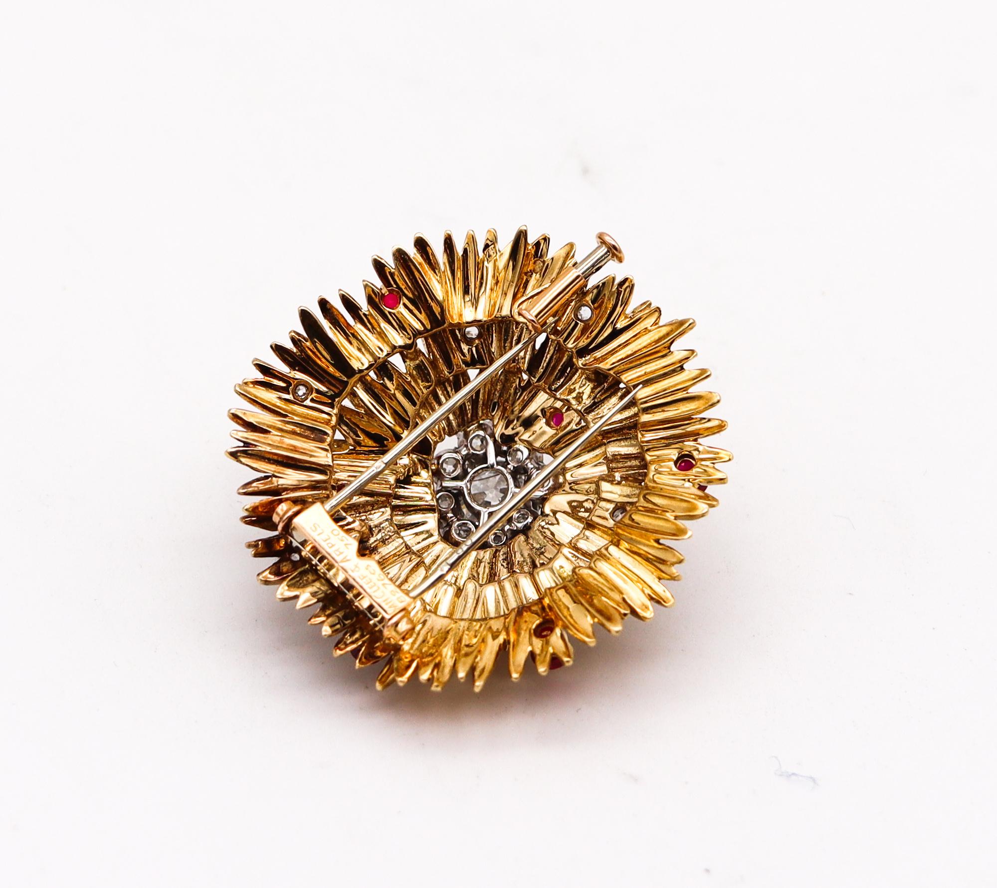 Van Cleef & Arpels 1960 Pariser Brosche aus 18 Karat Gold mit 4,64 Karat Diamanten und Rubinen im Zustand „Hervorragend“ im Angebot in Miami, FL