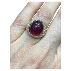 Van Cleef & Arpels 1960s 10 carat cabochon ruby ring