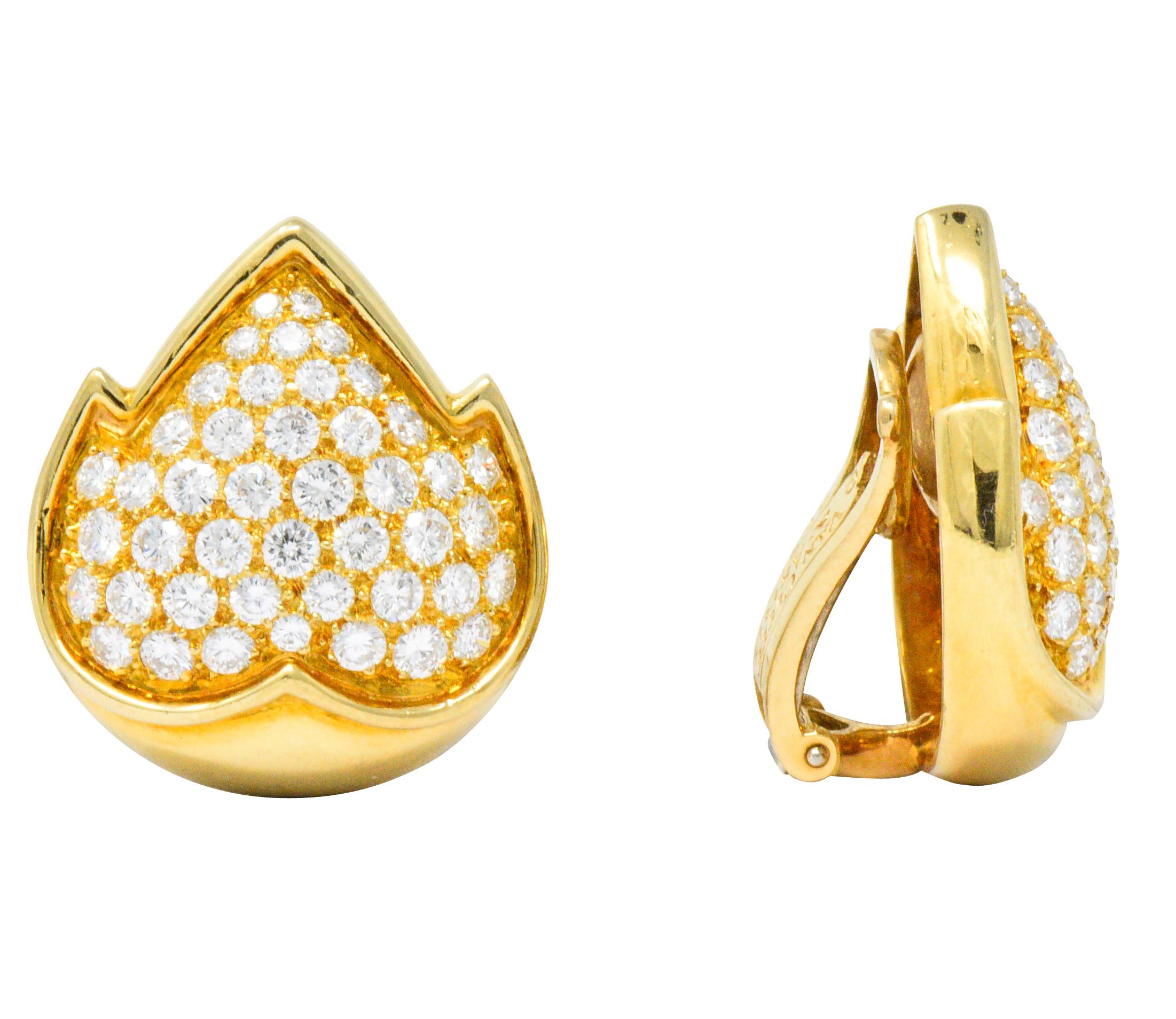 Contemporary Van Cleef & Arpels 1960s 3.75 Carat Diamond 18 Karat Yellow Gold Ear-Clips