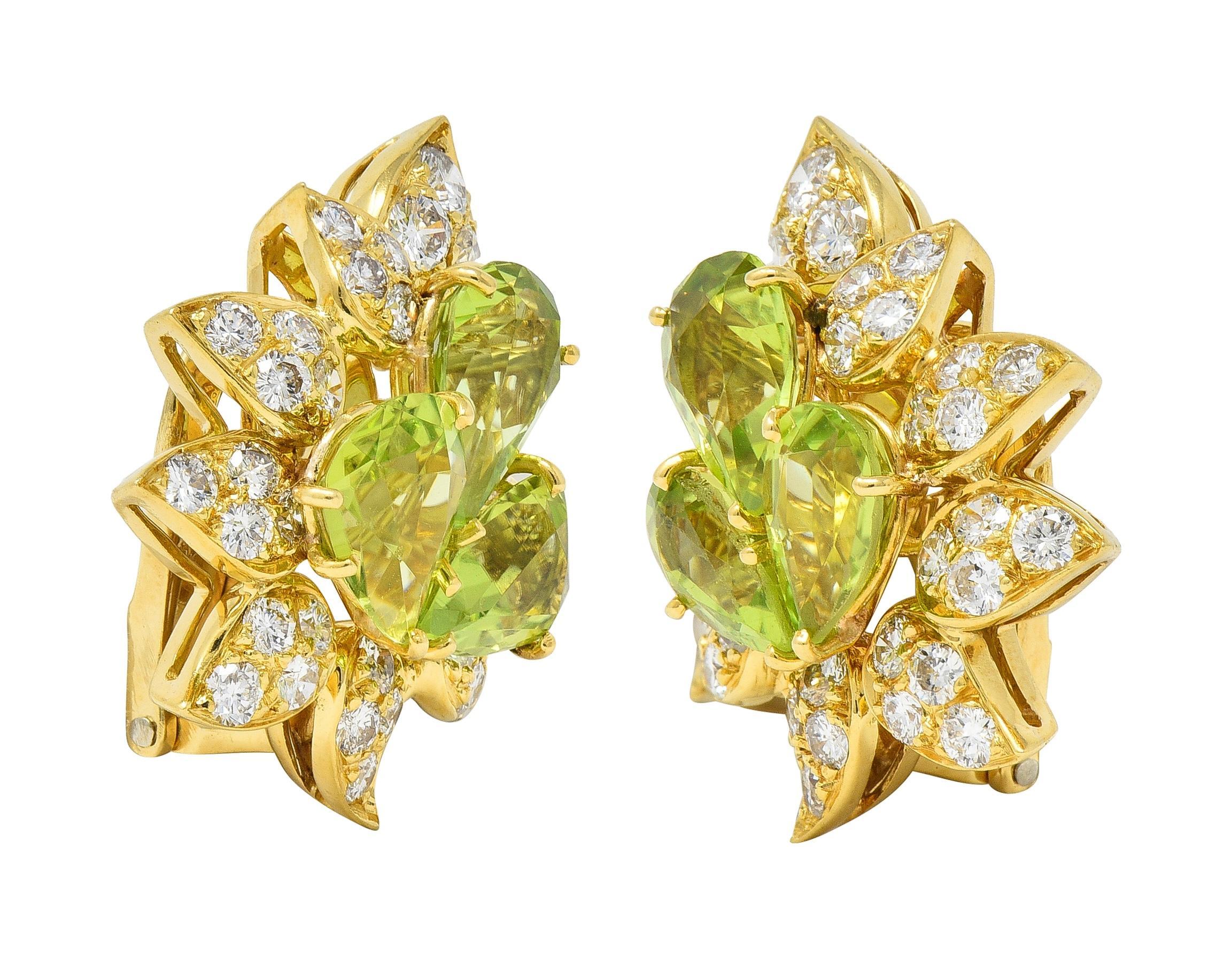 Boucles d'oreilles en or 18 carats Van Cleef & Arpels 1960 9.18 CTW Peridot Diamond en vente 3