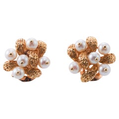 Van Cleef & Arpels 1960s Pearl Gold Earrings