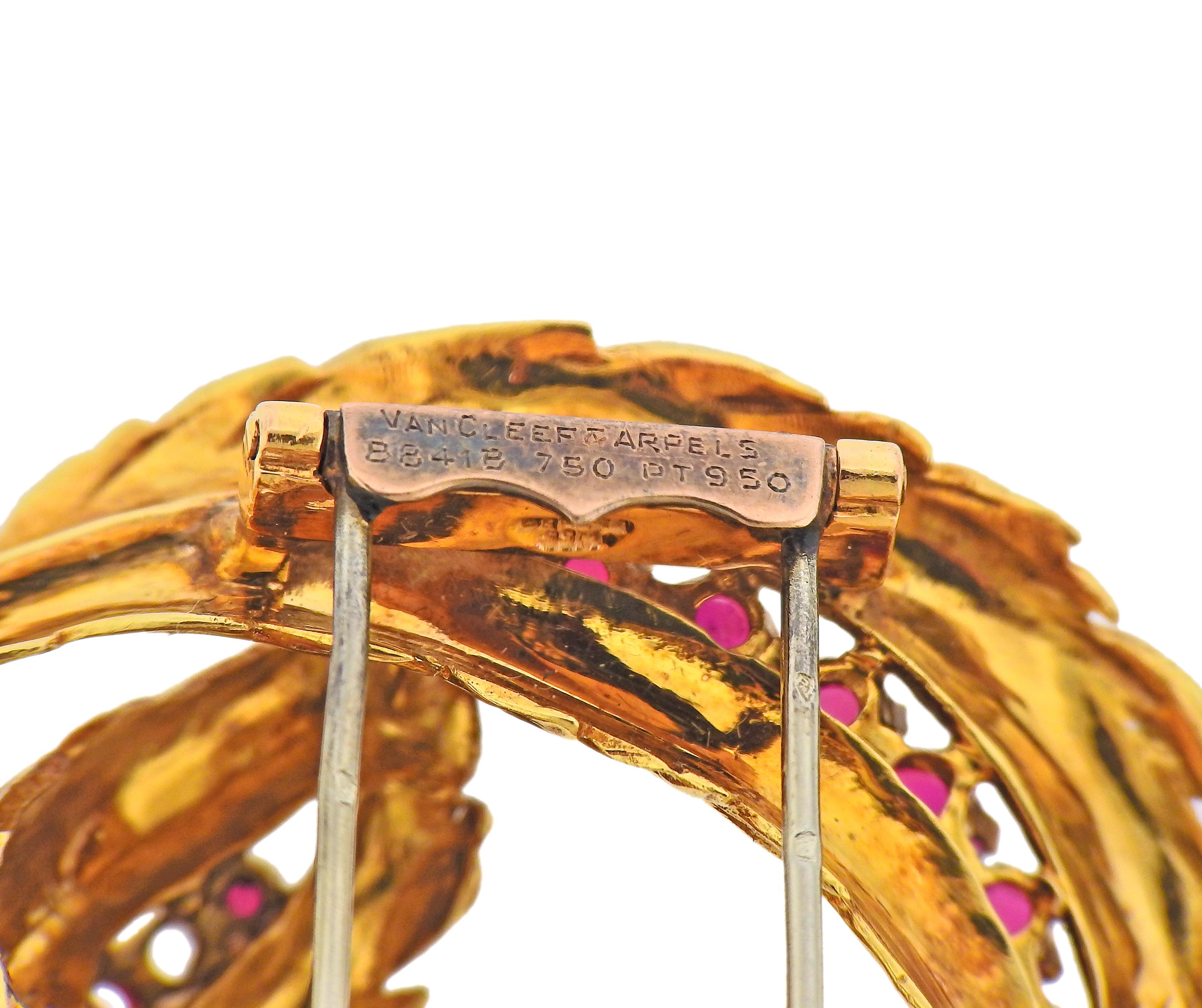 Round Cut Van Cleef & Arpels 1960s Ruby Diamond Gold Platinum Feather Brooch Pin