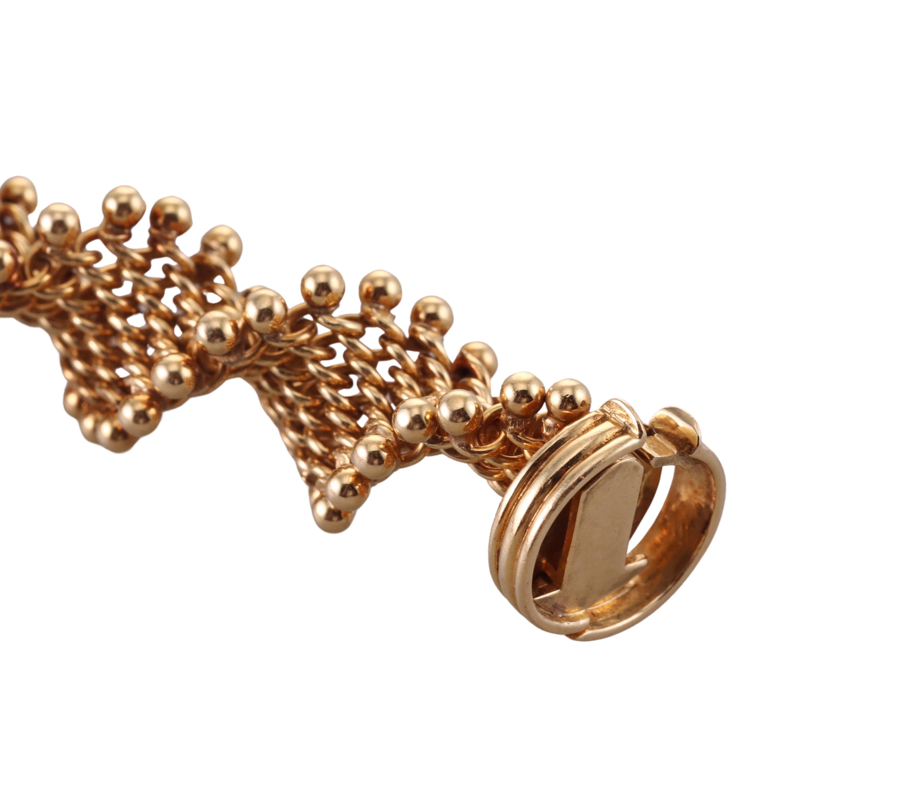 Van Cleef & Arpels 1960s Twisted Link Gold Bracelet For Sale 1