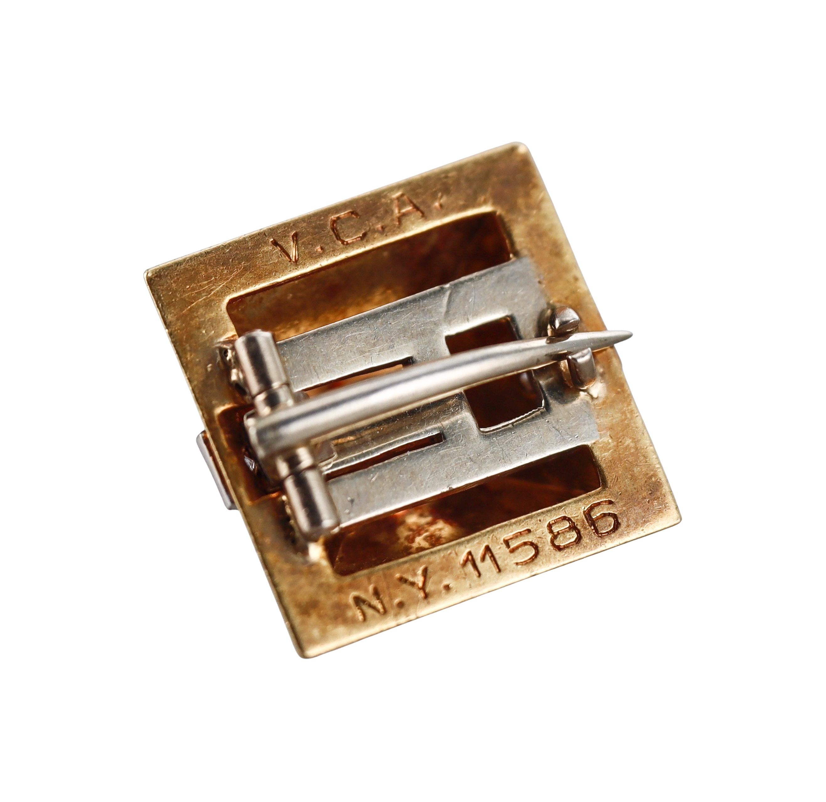 Van Cleef & Arpels 1960er Jahre Gelbgold Diamant- Pyramiden-Brosche, 3er-Set, Set im Angebot 2