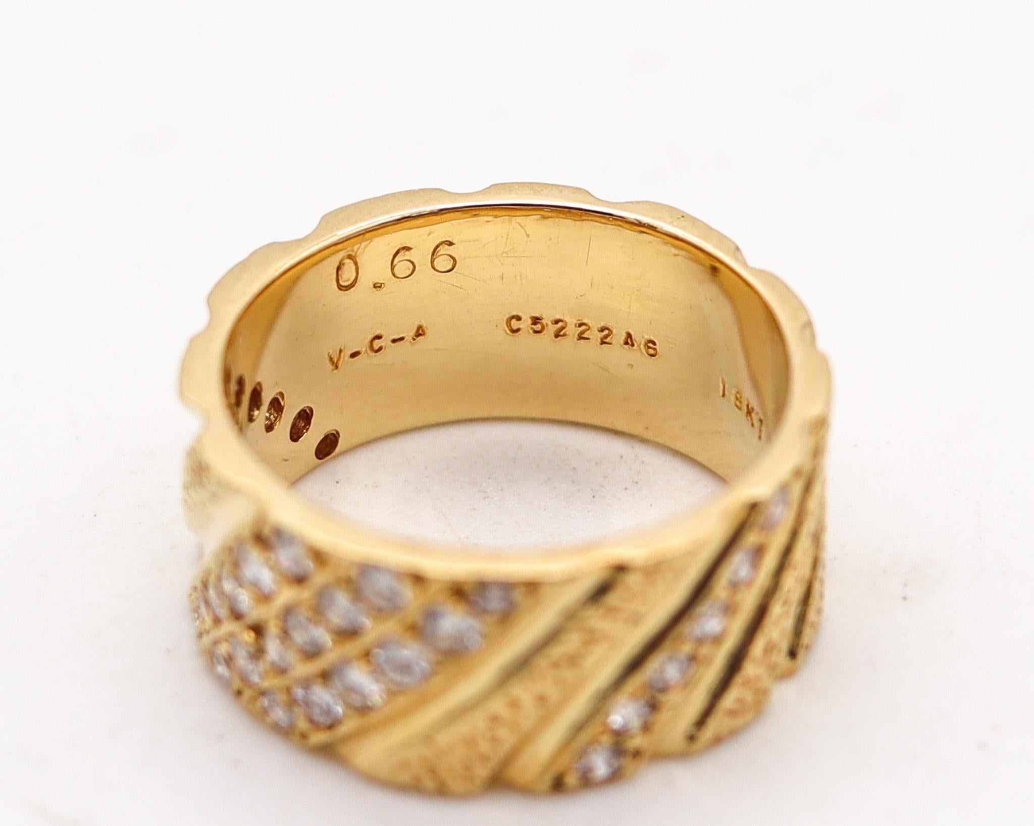 Modernist Van Cleef & Arpels 1970 Paris Band Ring In 18Kt Yellow Gold With VVS Diamonds For Sale