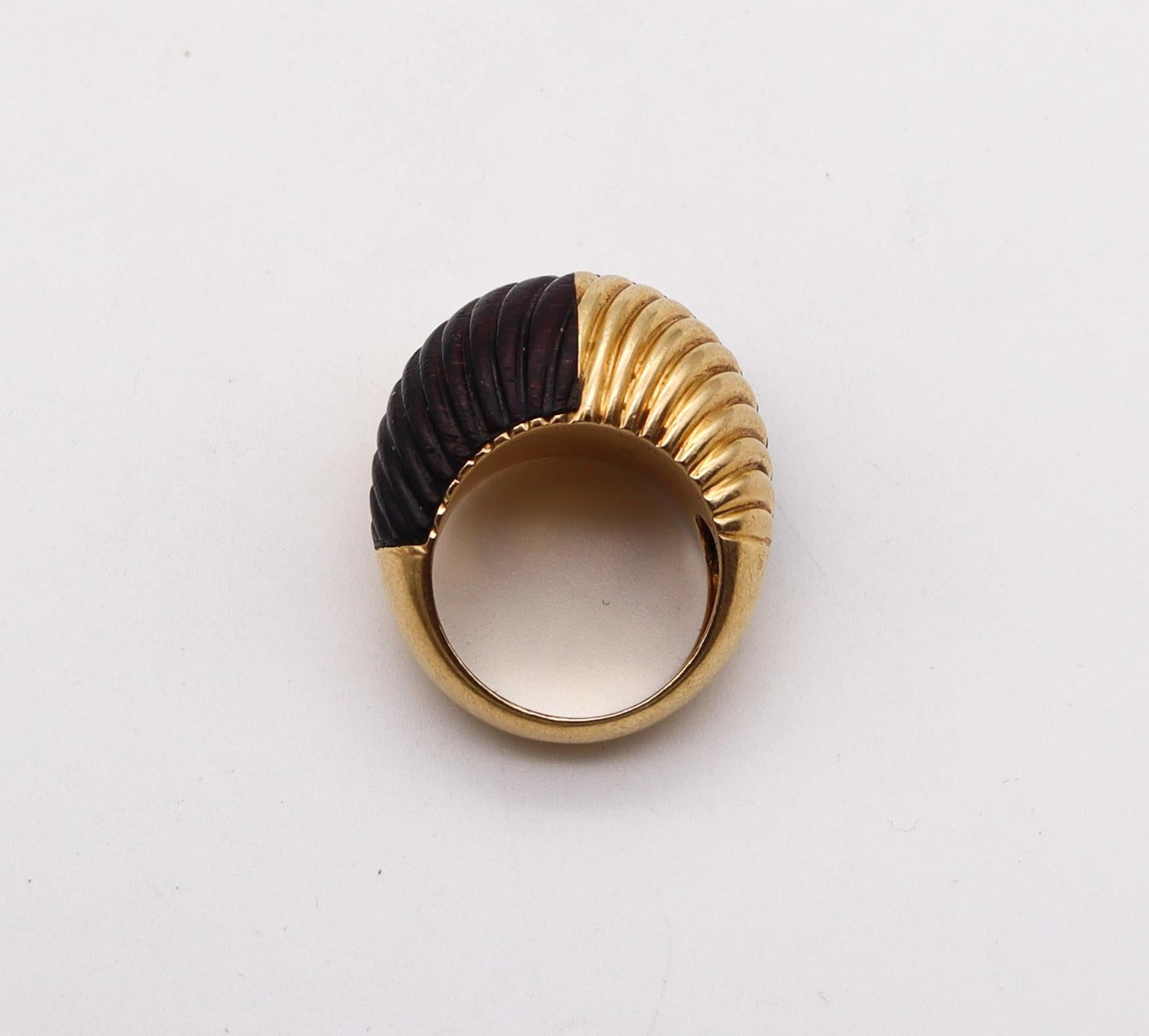 Van Cleef & Arpels 1970 Paris Bombe Wood Cocktail Ring in 18Kt Yellow Gold 2