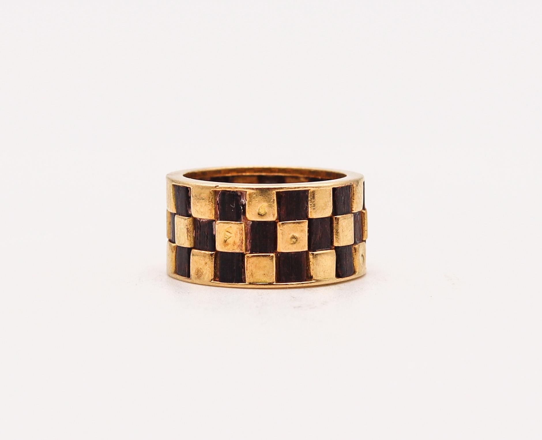 Van Cleef & Arpels 1970 Paris Checkerboard Wood Ring in 18Kt Yellow Gold In Excellent Condition In Miami, FL