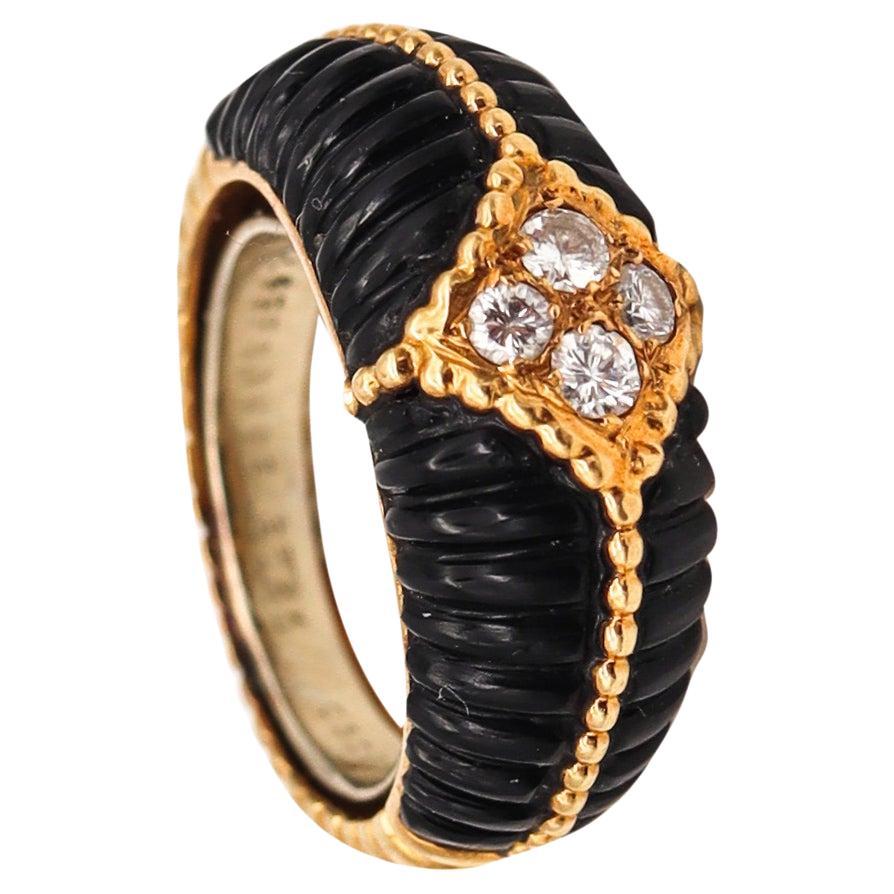 Van Cleef & Arpels 1970 Paris Fluted Onyx Ring in 18Kt Yellow Gold with Diamonds For Sale