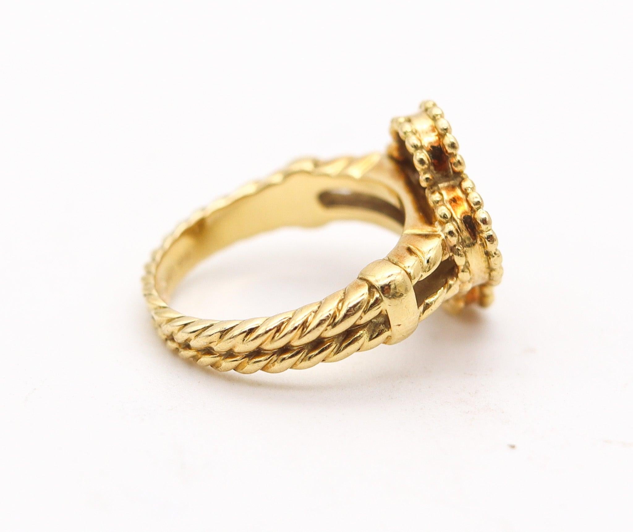 VAN CLEEF & ARPELS 1970 Vintage Alhambra Ring In 18Kt Yellow Gold With Diamonds In Excellent Condition For Sale In Miami, FL