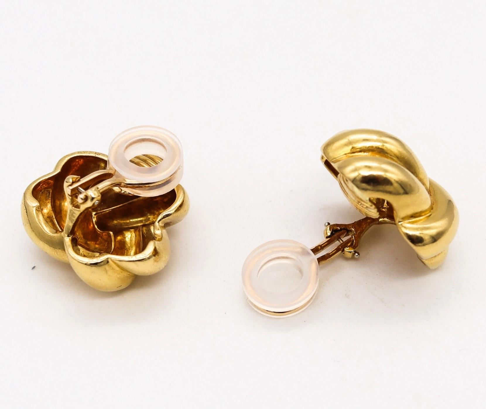 Van Cleef & Arpels 1970 Vintage-Knoten-Ohrclips aus massivem 18 Karat Gelbgold (Modernistisch)