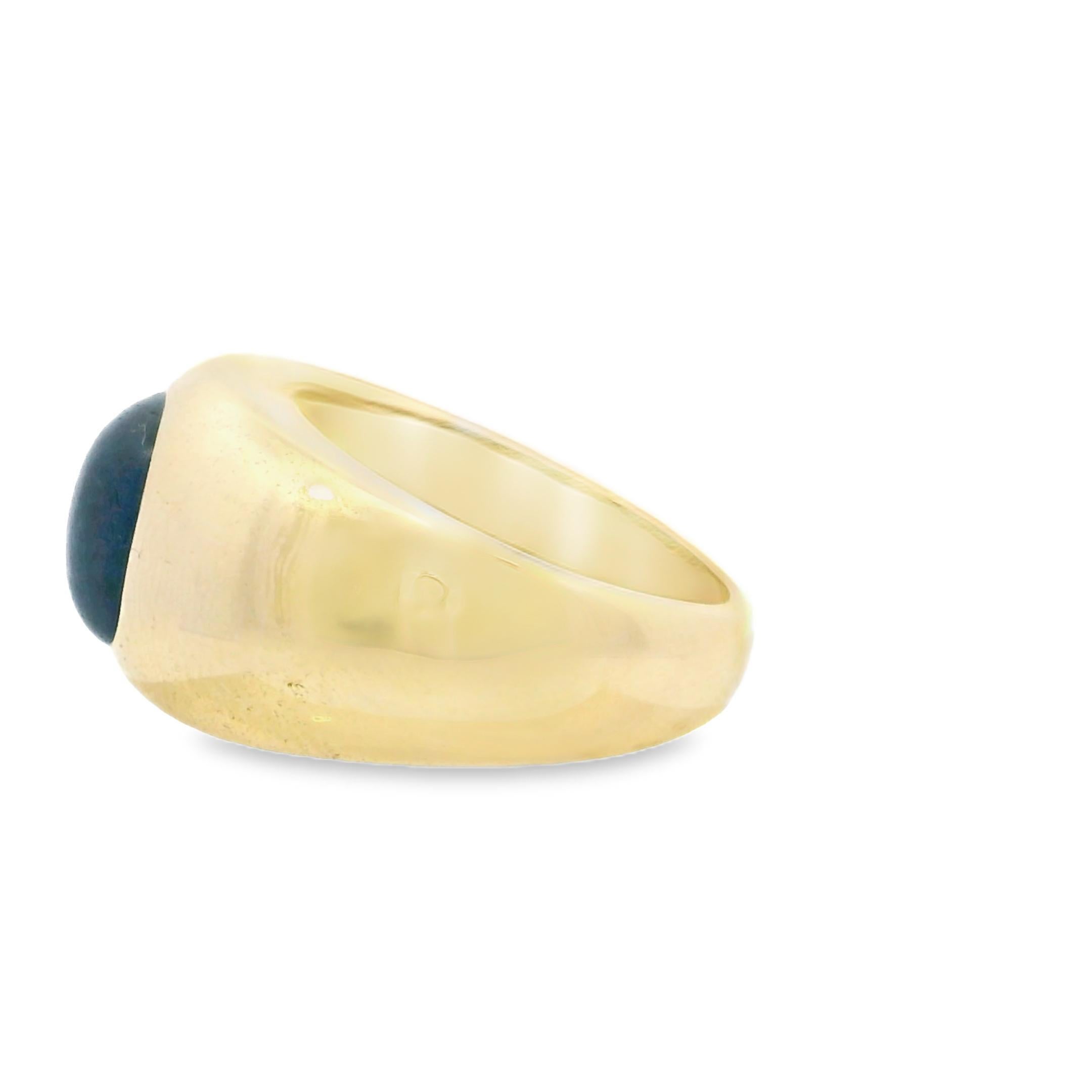 Taille cabochon Van Cleef & Arpels 1970 Bague saphir cabochon de Birmanie en vente