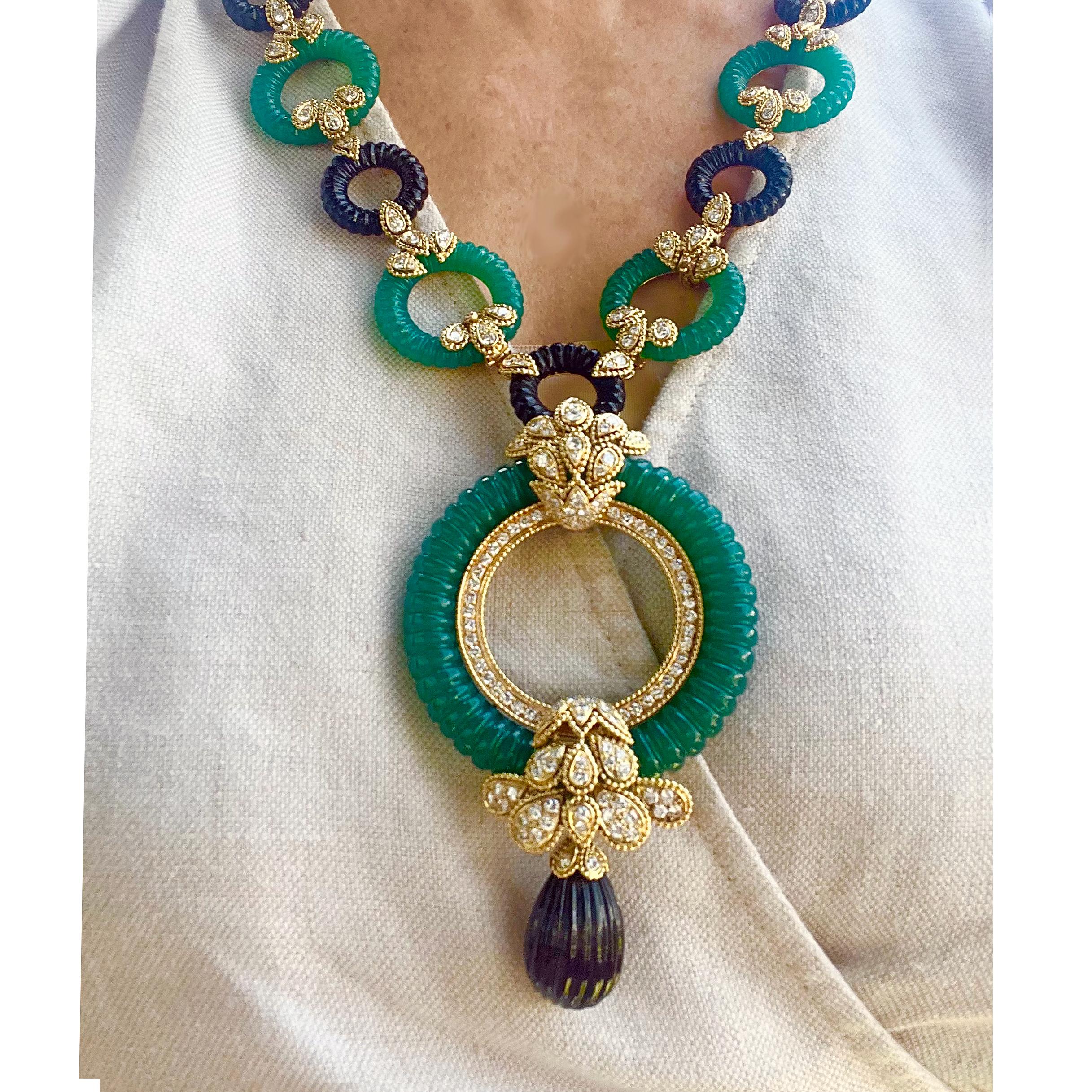 Van Cleef & Arpels 1970 Collana Sautoir in Crisoprasio e Onice con Diamanti In condizioni buone in vendita a Palm Beach, FL
