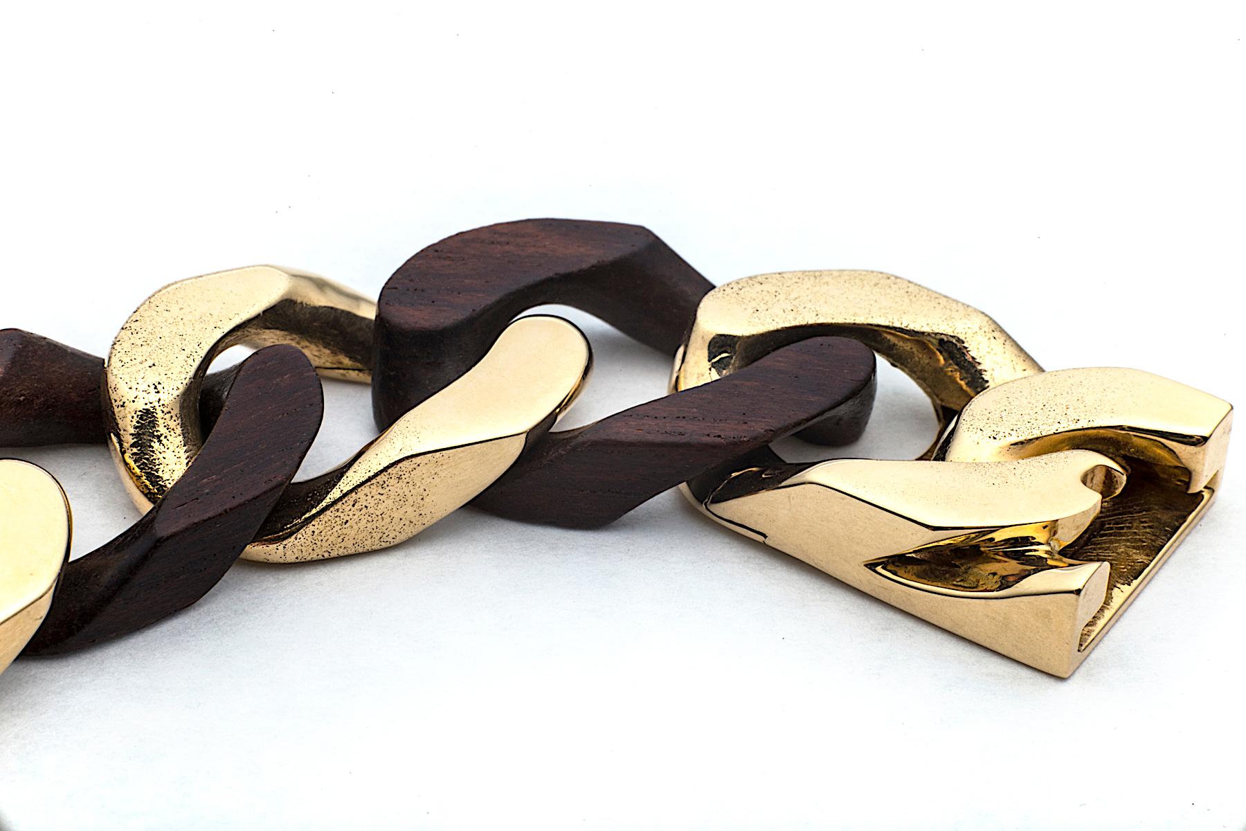 Contemporary Van Cleef & Arpels 1970s Gold and Wood Curb Link Bracelet