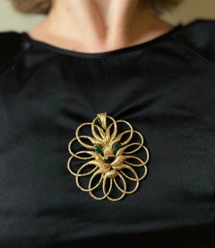 Van Cleef & Arpels 1970s Onyx Chrysoprase Gold Large Lion Pendant Brooch