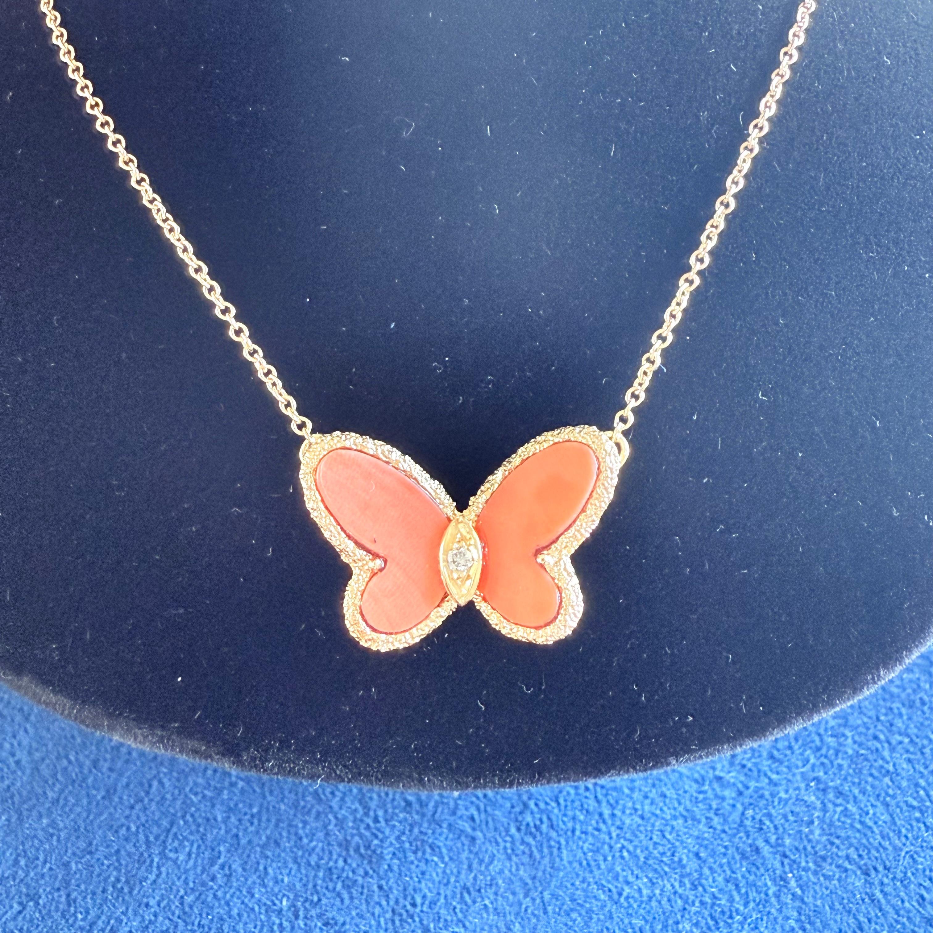 Van Cleef & Arpels 1971 NYC Rare Coral Papillon Necklace With Diamond In Good Condition In Beverly Hills, CA