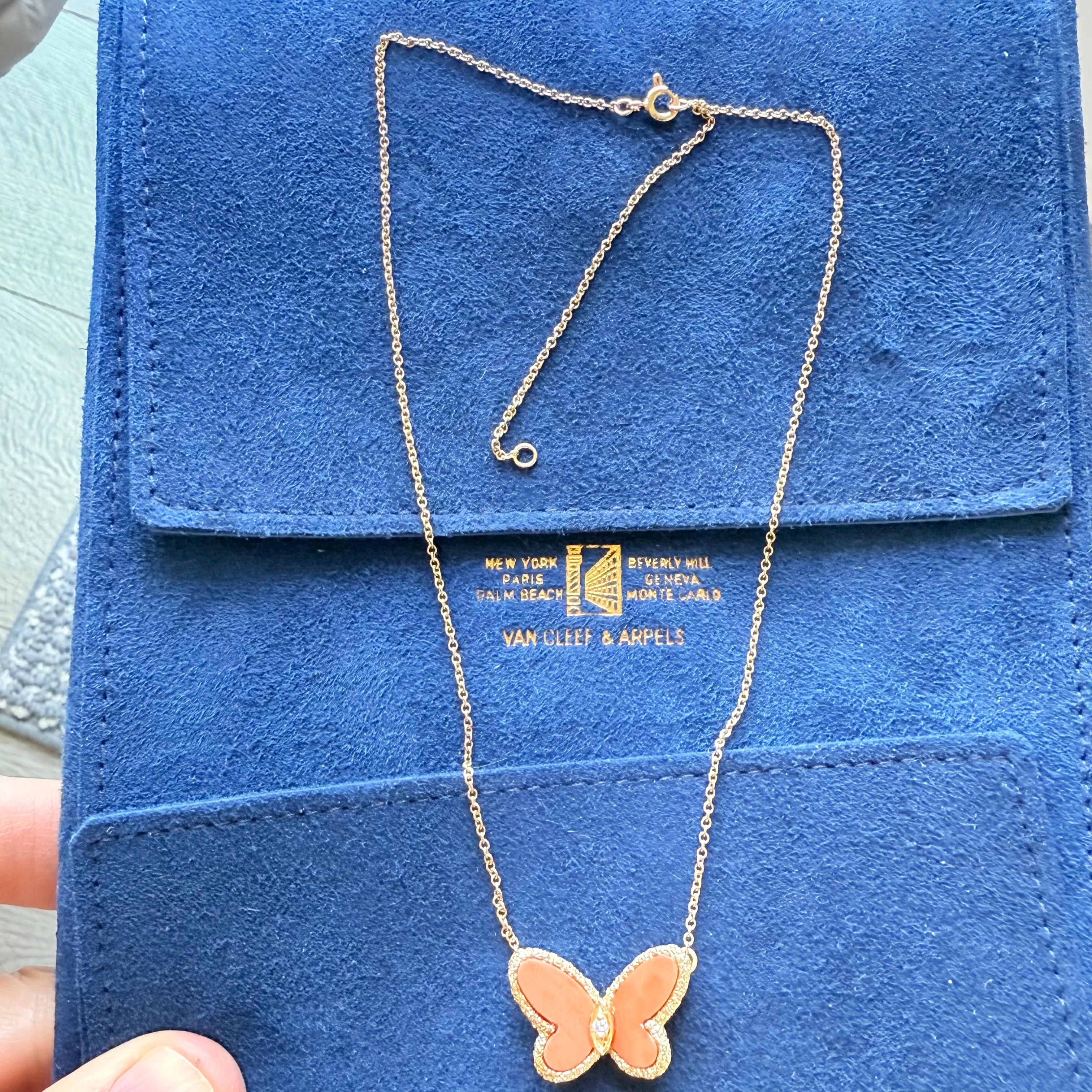 Van Cleef & Arpels 1971 NYC Rare Coral Papillon Necklace With Diamond 2
