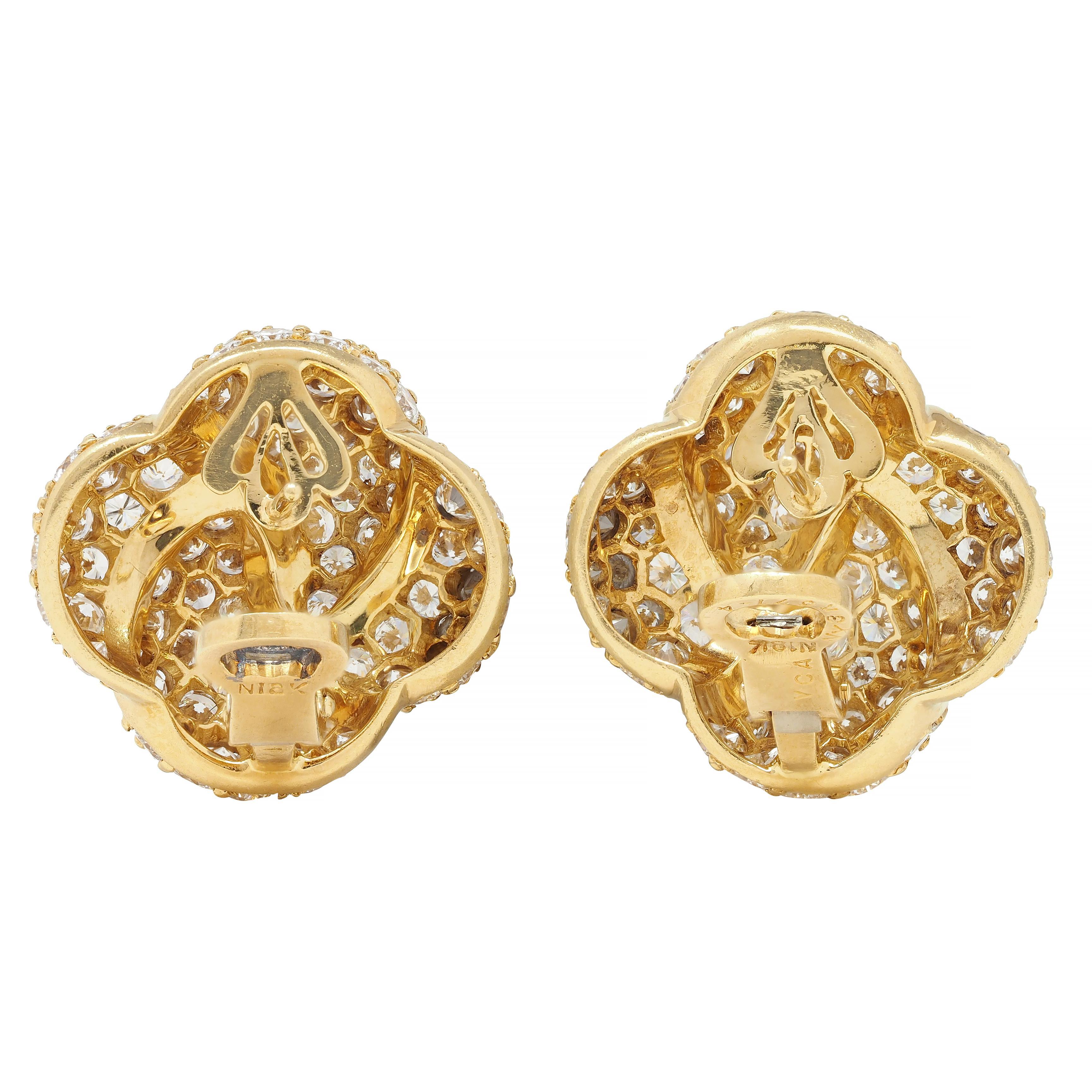 Van Cleef & Arpels 1980s 8.08 CTW Diamond 18 Karat Gold Puff Quatrefoil Earrings For Sale 2