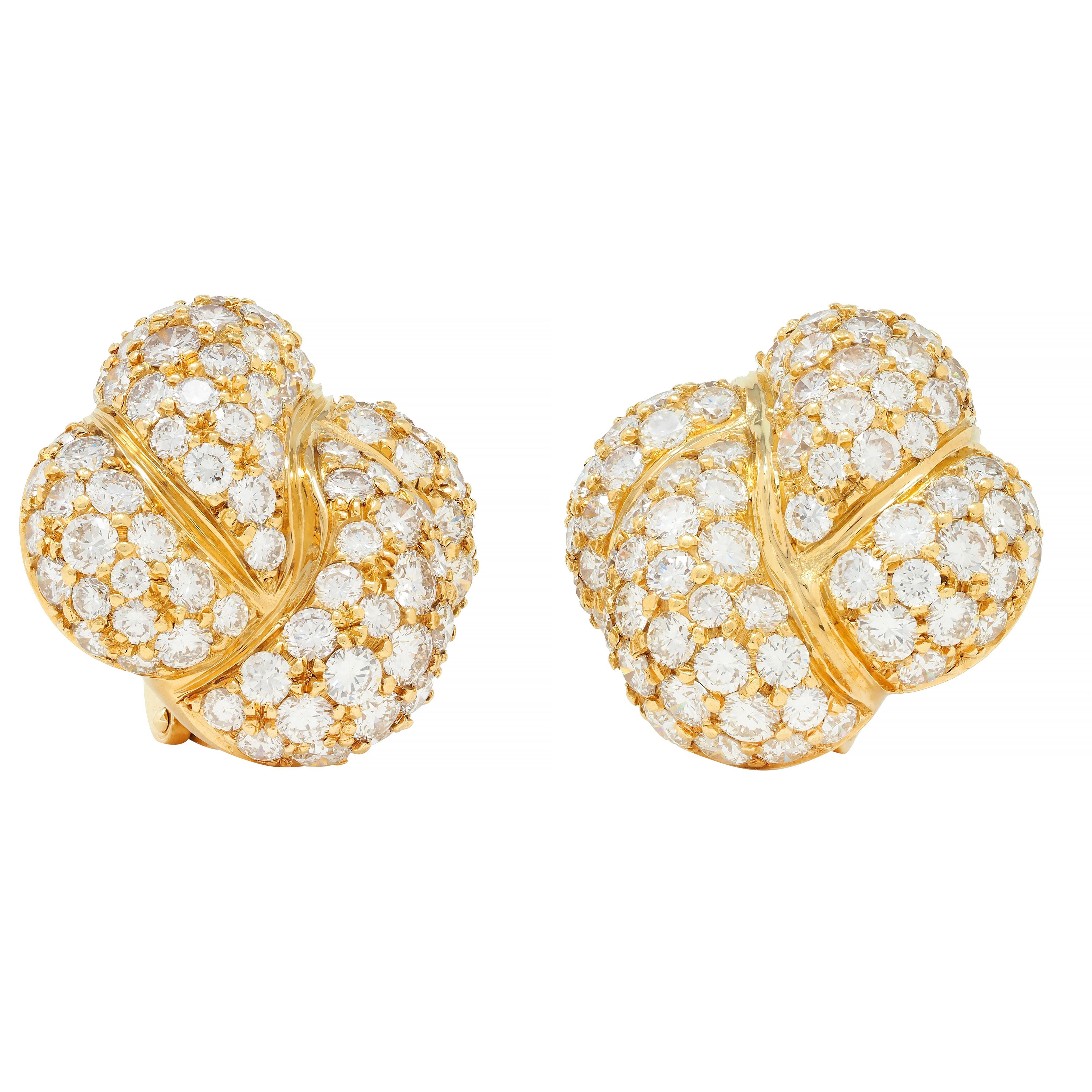 Van Cleef & Arpels 1980s 8.08 CTW Diamond 18 Karat Gold Puff Quatrefoil Earrings For Sale 3