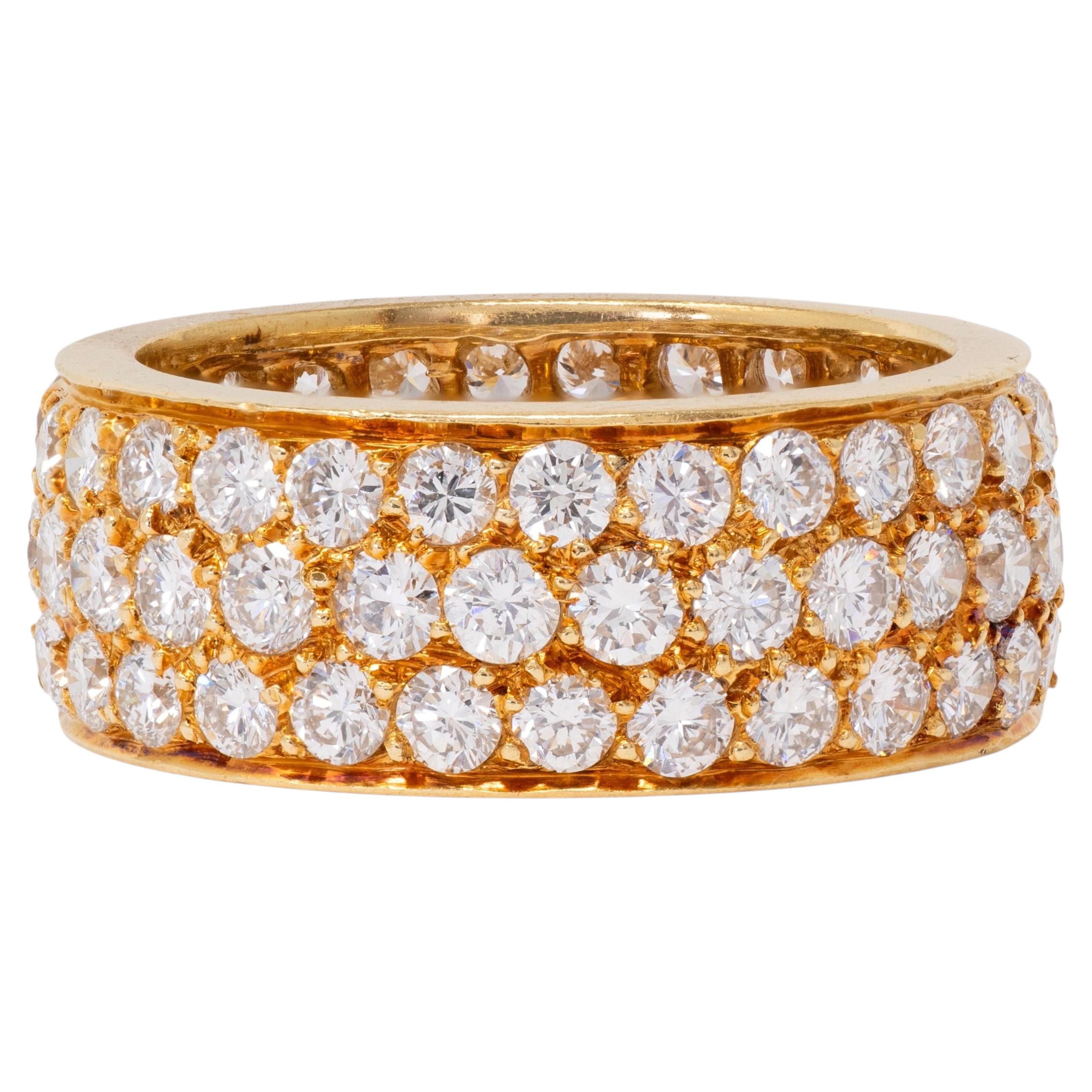 Van Cleef & Arpels 1980's Diamond 18K Yellow Gold Vintage Pavé Band Ring