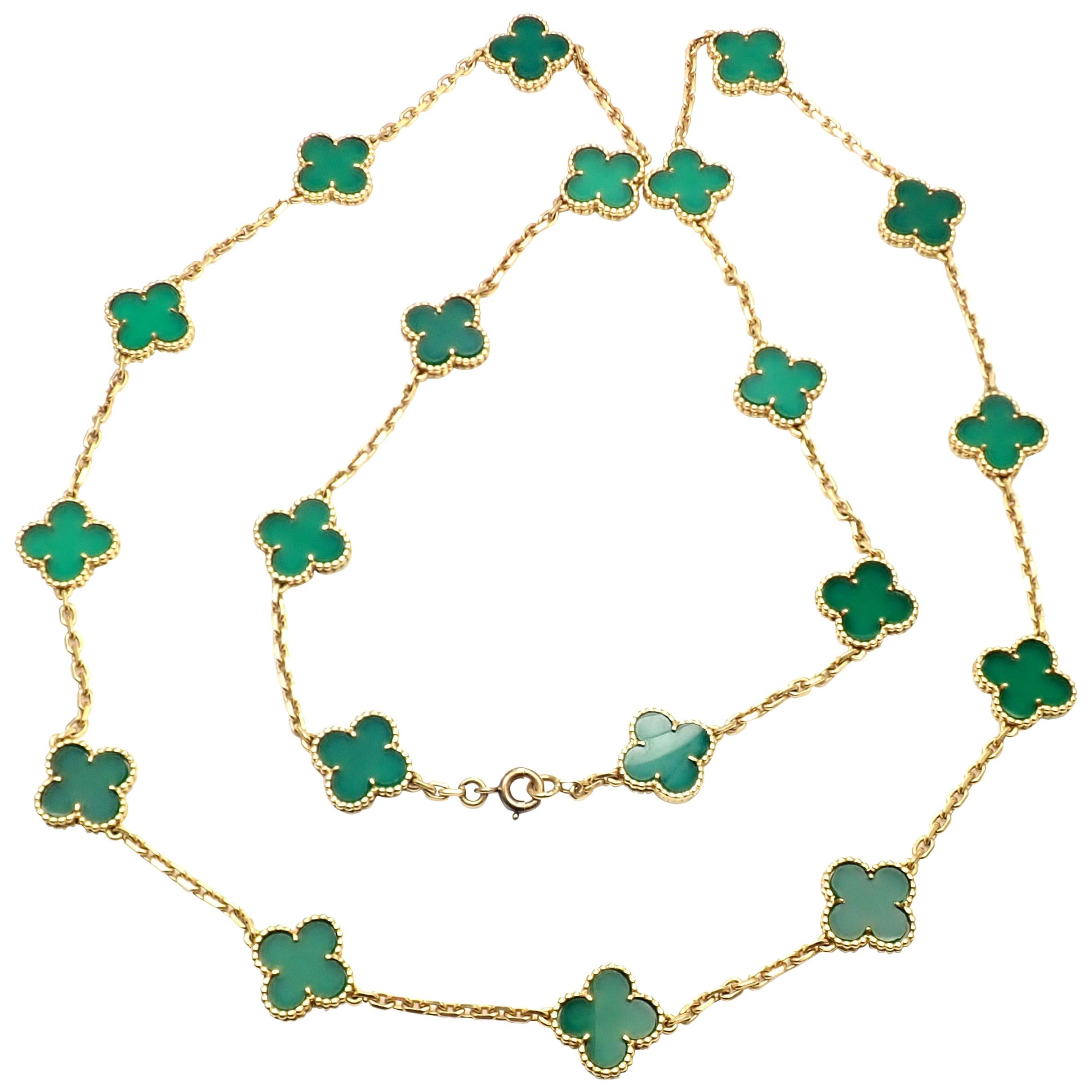 Van Cleef & Arpels 20 Chrysoprase Green Chalcedony Alhambra Yellow Gold Necklace