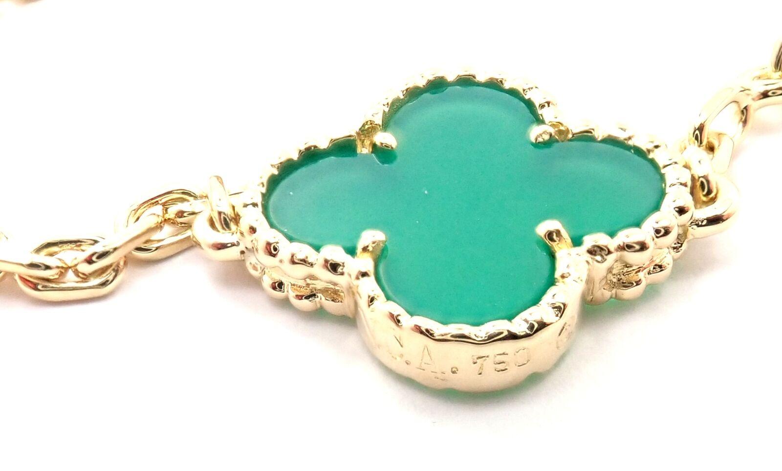 Uncut Van Cleef & Arpels 20 Motif Green Chalcedony Vintage Alhambra Gold Necklace