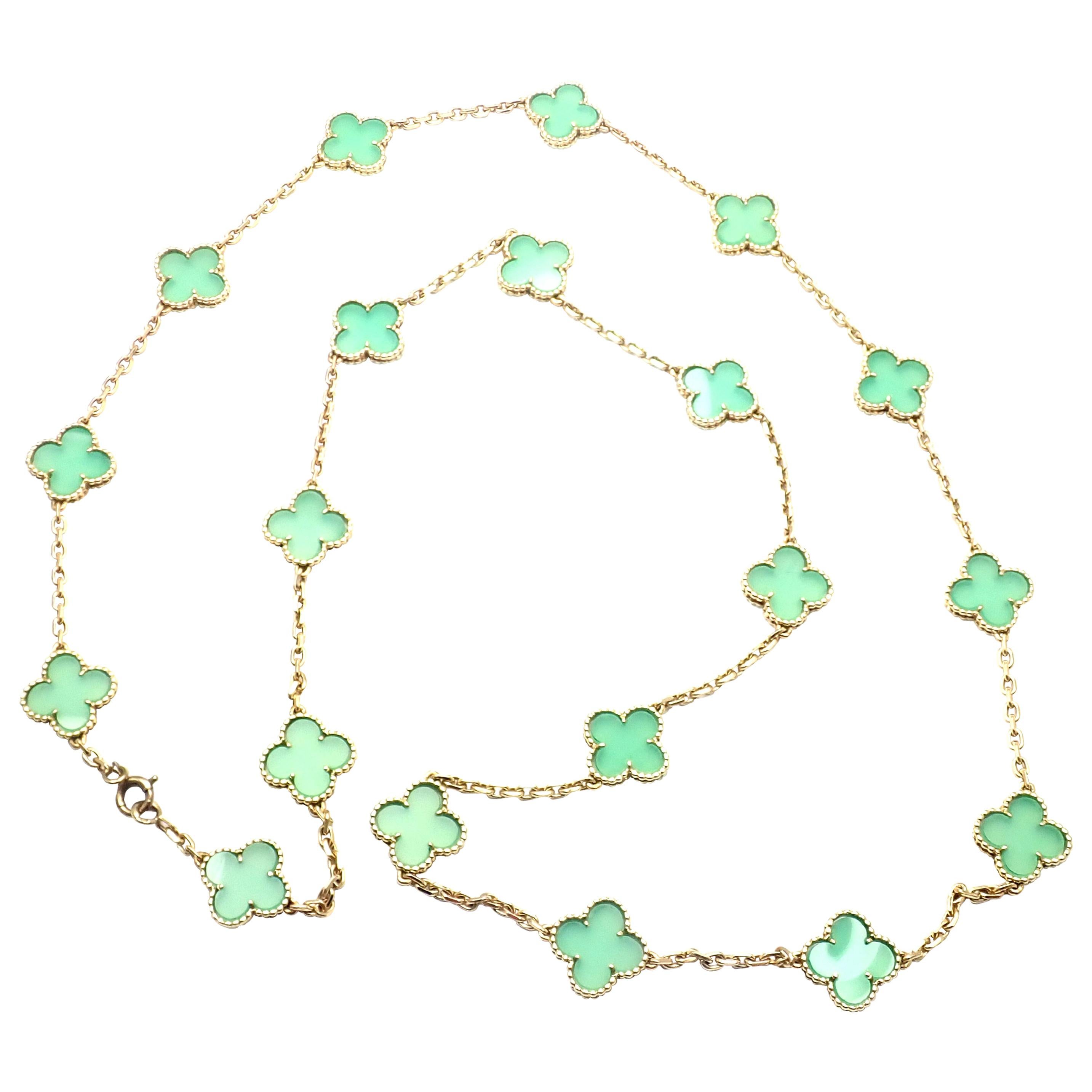 Van Cleef & Arpels 20 Motif Green Chalcedony Vintage Alhambra Gold Necklace
