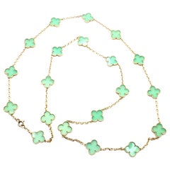 Van Cleef & Arpels 20 Motif Green Chalcedony Vintage Alhambra Gold Necklace