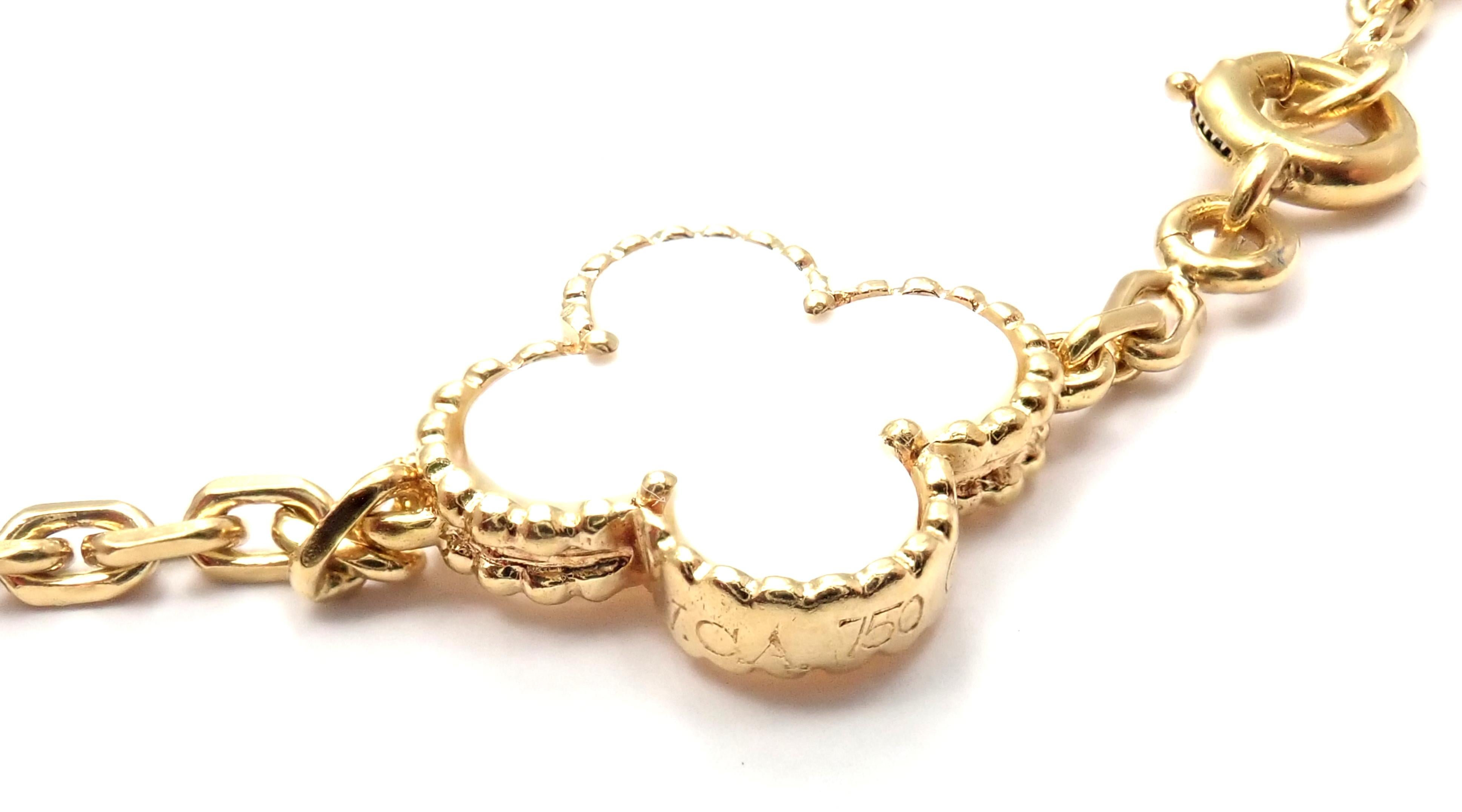 Van Cleef & Arpels 20 Motif Mother of Pearl Vintage Alhambra Gold Necklace In Excellent Condition In Southampton, PA