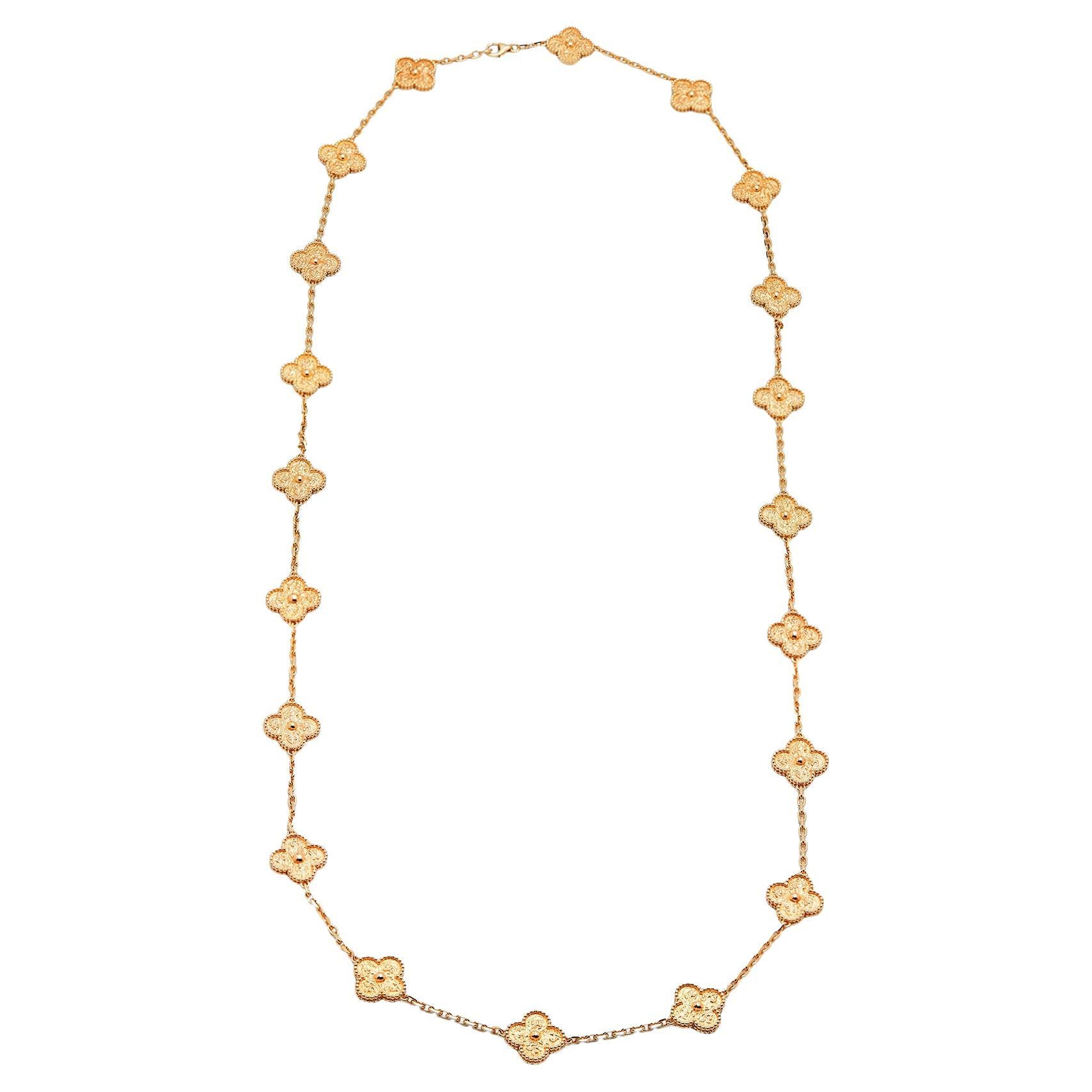 Van Cleef & Arpel's 20 Motif Vintage Alhamabra Necklace model number VCAR01IC00 For Sale
