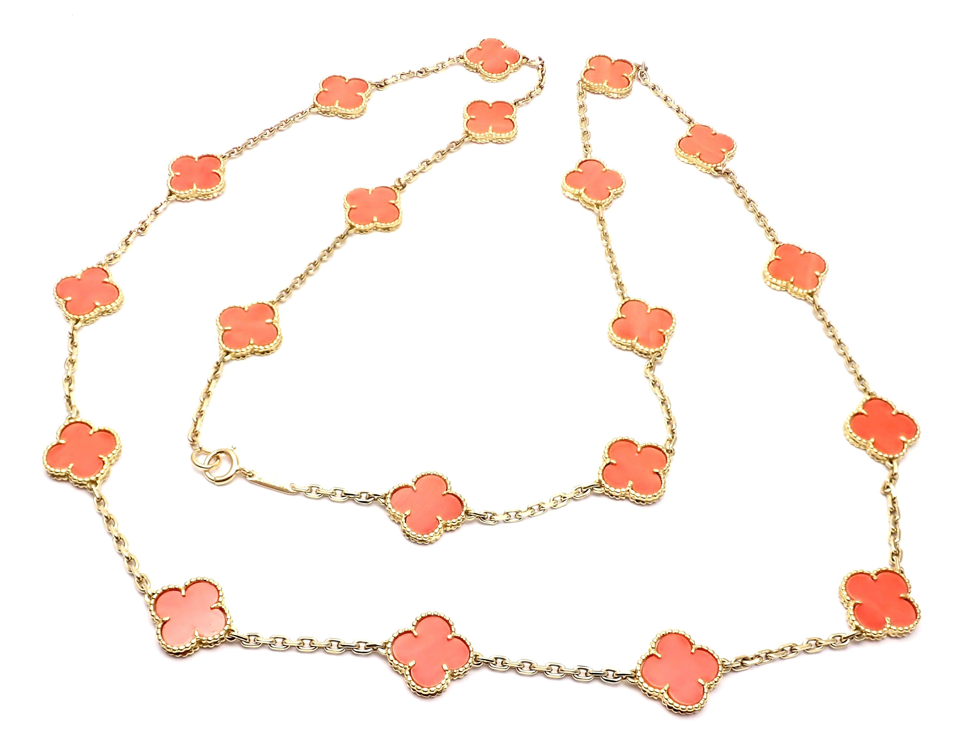 Van Cleef & Arpels 20 Motifs Coral Vintage Alhambra Yellow Gold Necklace In Excellent Condition In Holland, PA