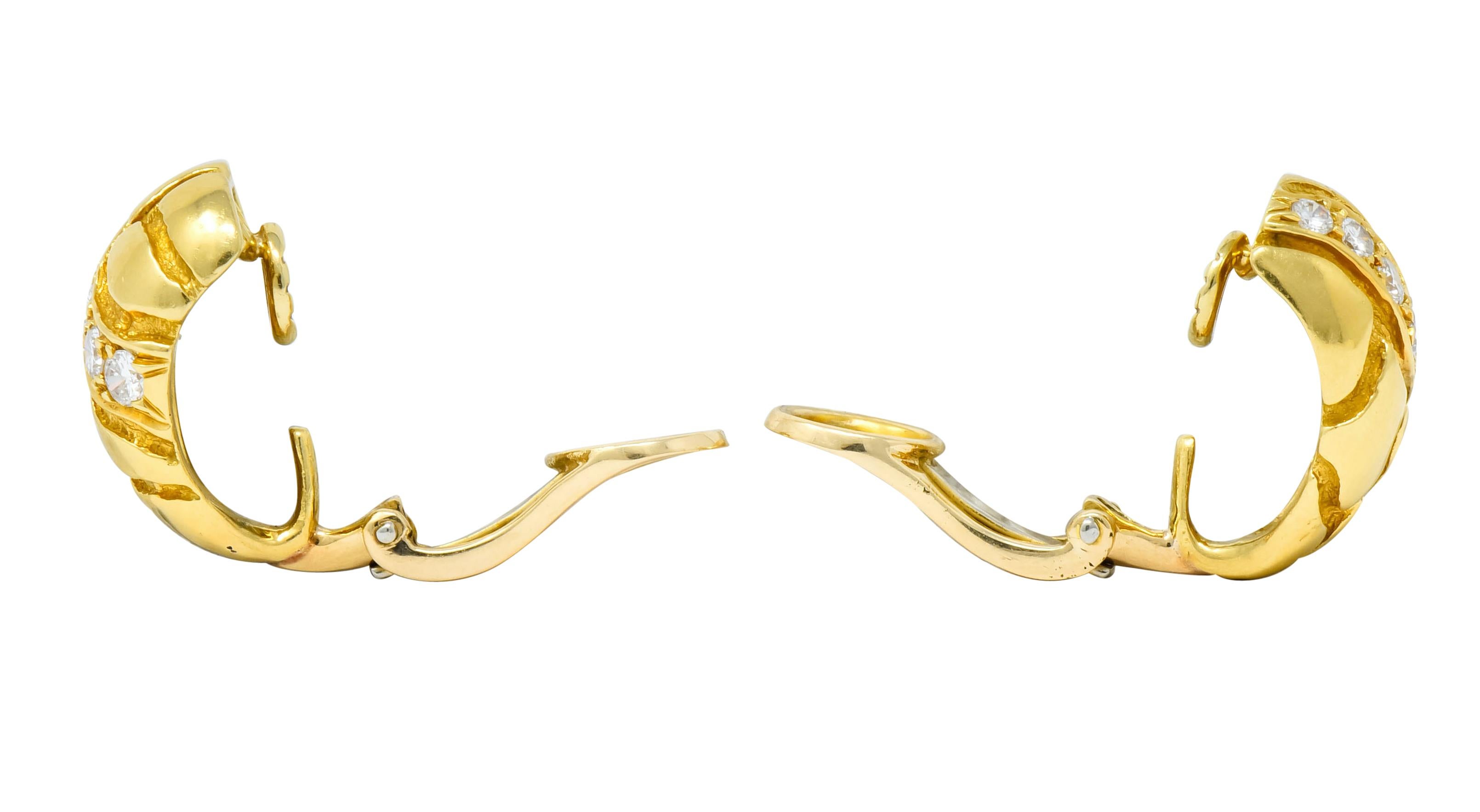 Van Cleef & Arpels 2.00 Carat Diamond 18 Karat Gold Day Night Earrings 4