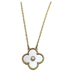 Van Cleef & Arpels 2007 Holiday Edition White Mother of Pearl 18K Gold Necklace