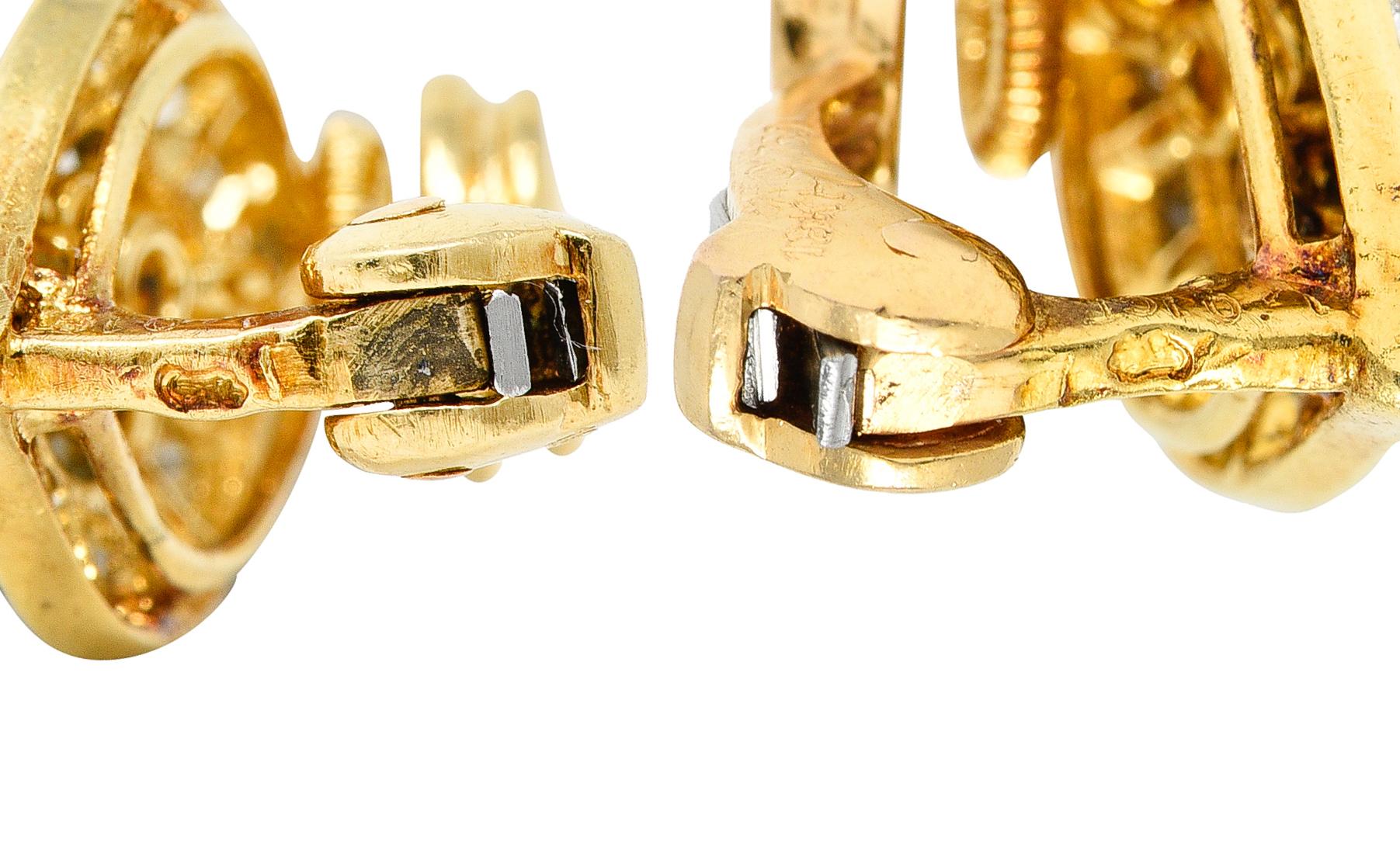 Women's or Men's Van Cleef & Arpels 2.04 Carats Diamond Sapphire 18 Karat Gold Ear-Clip Earrings For Sale