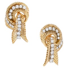 Van Cleef & Arpels 2.30 Carat Diamond Yellow Gold Swirl Earrings