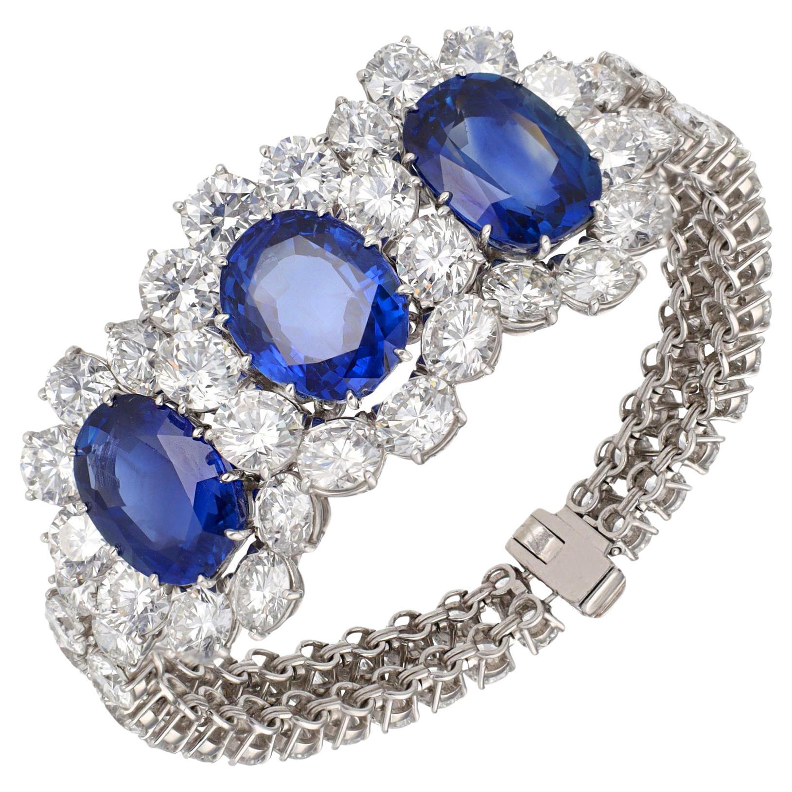 Van Cleef & Arpels 3-Oval Shaped Sapphires and Diamond Bracelet For Sale