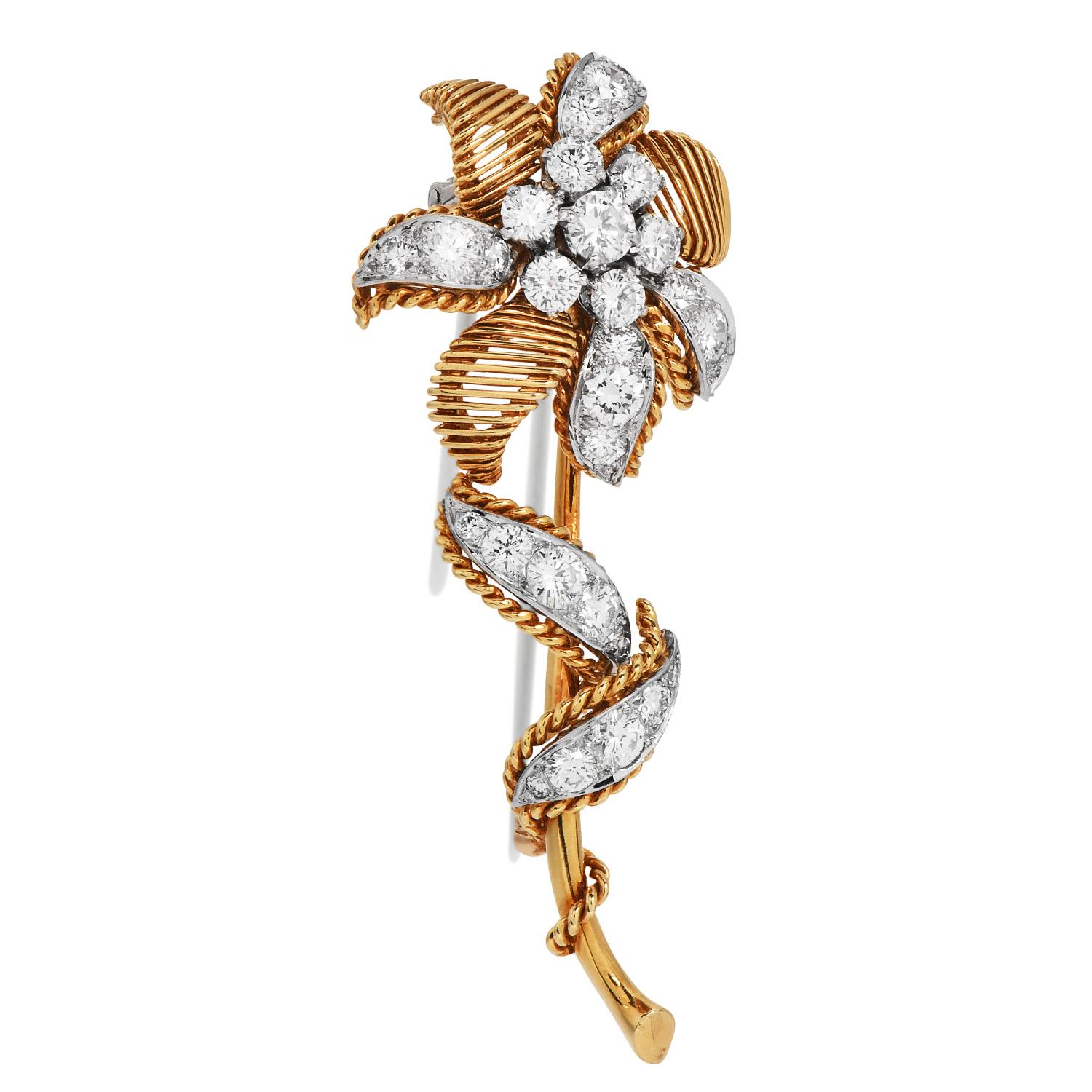 Van Cleef & Arpels 3,50 Karat Diamant 18K Gold VCA Blumenreversbrosche, VCA (Rundschliff) im Angebot