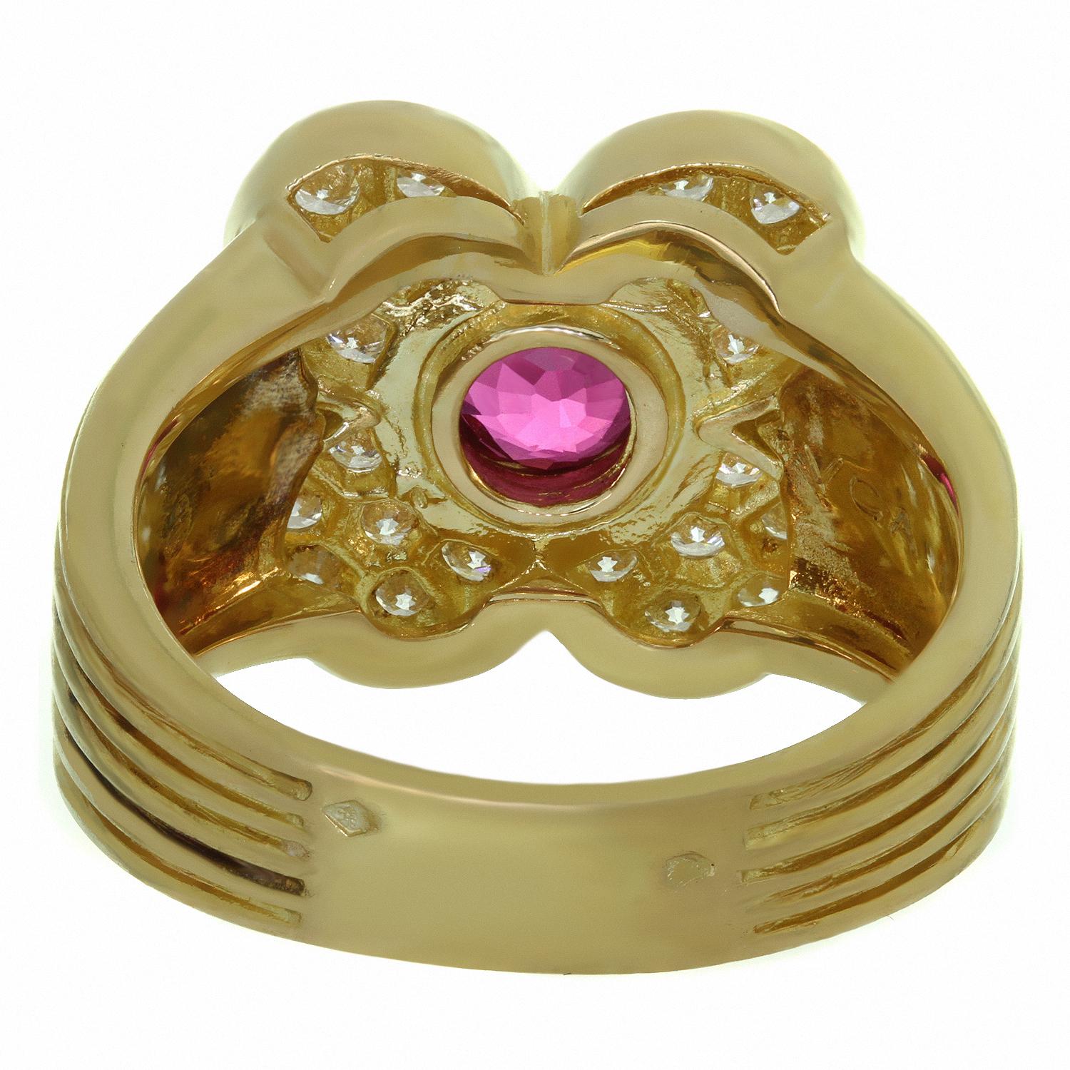 Brilliant Cut Van Cleef & Arpels 4 Leaf Clover Genuine Ruby Diamond Yellow Gold Ring