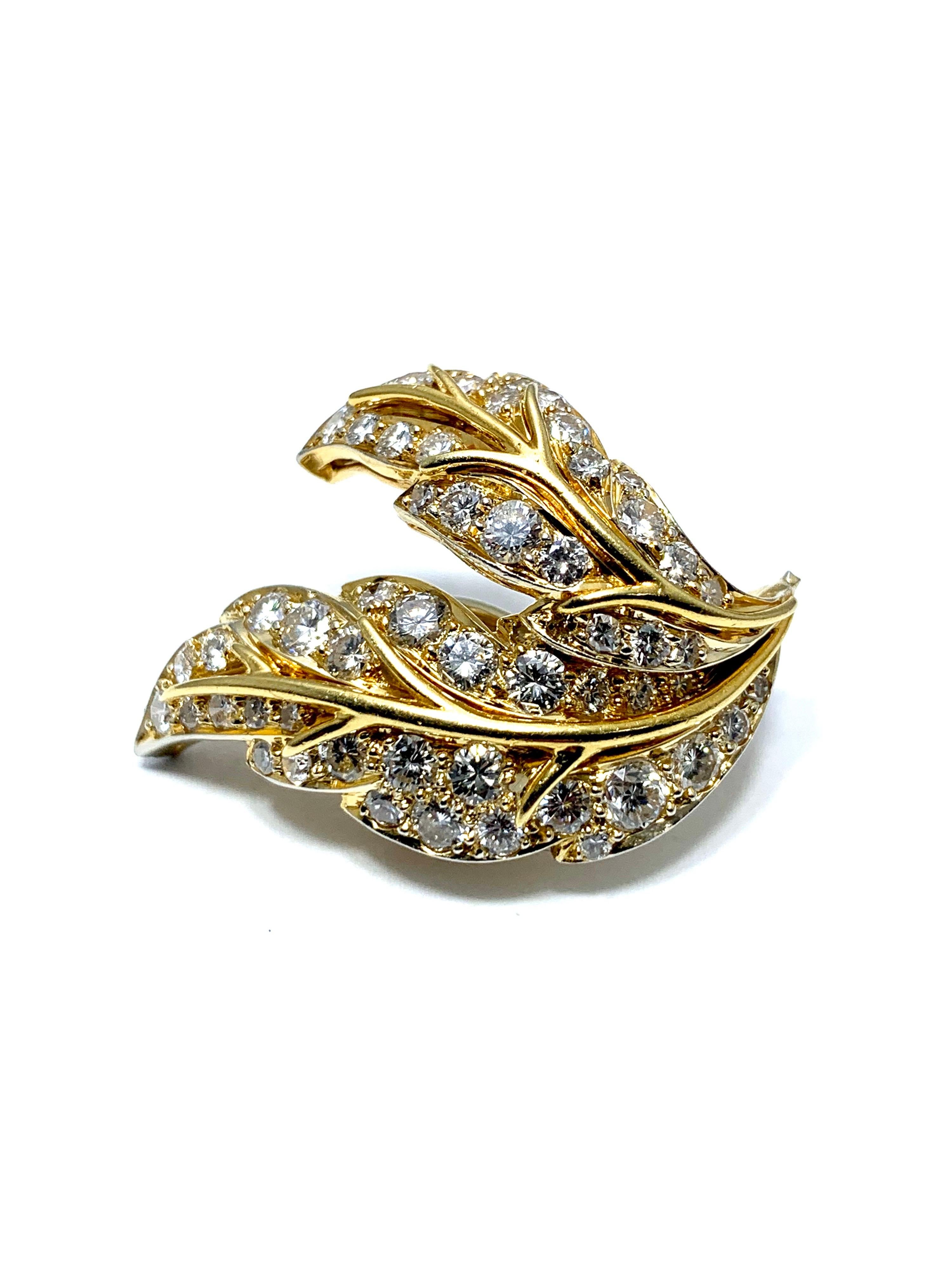 Van Cleef & Arpels 4.28 Carat Round Brilliant Diamond Leaf Gold Clip Earrings 1